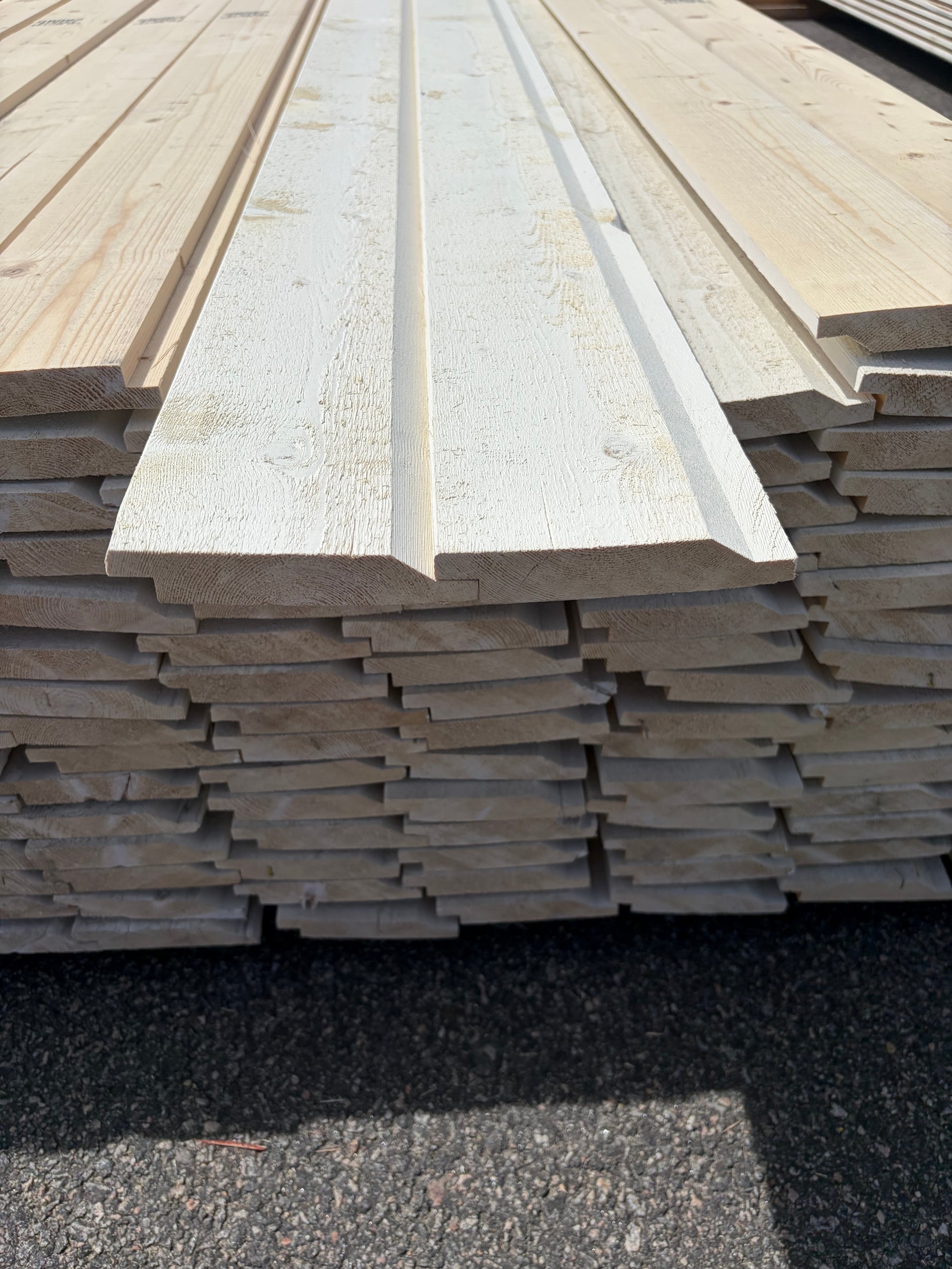 Paket Ytterpanel Enkelfas Halvspont 22x120mm, 134st 5.10m Grundmålade