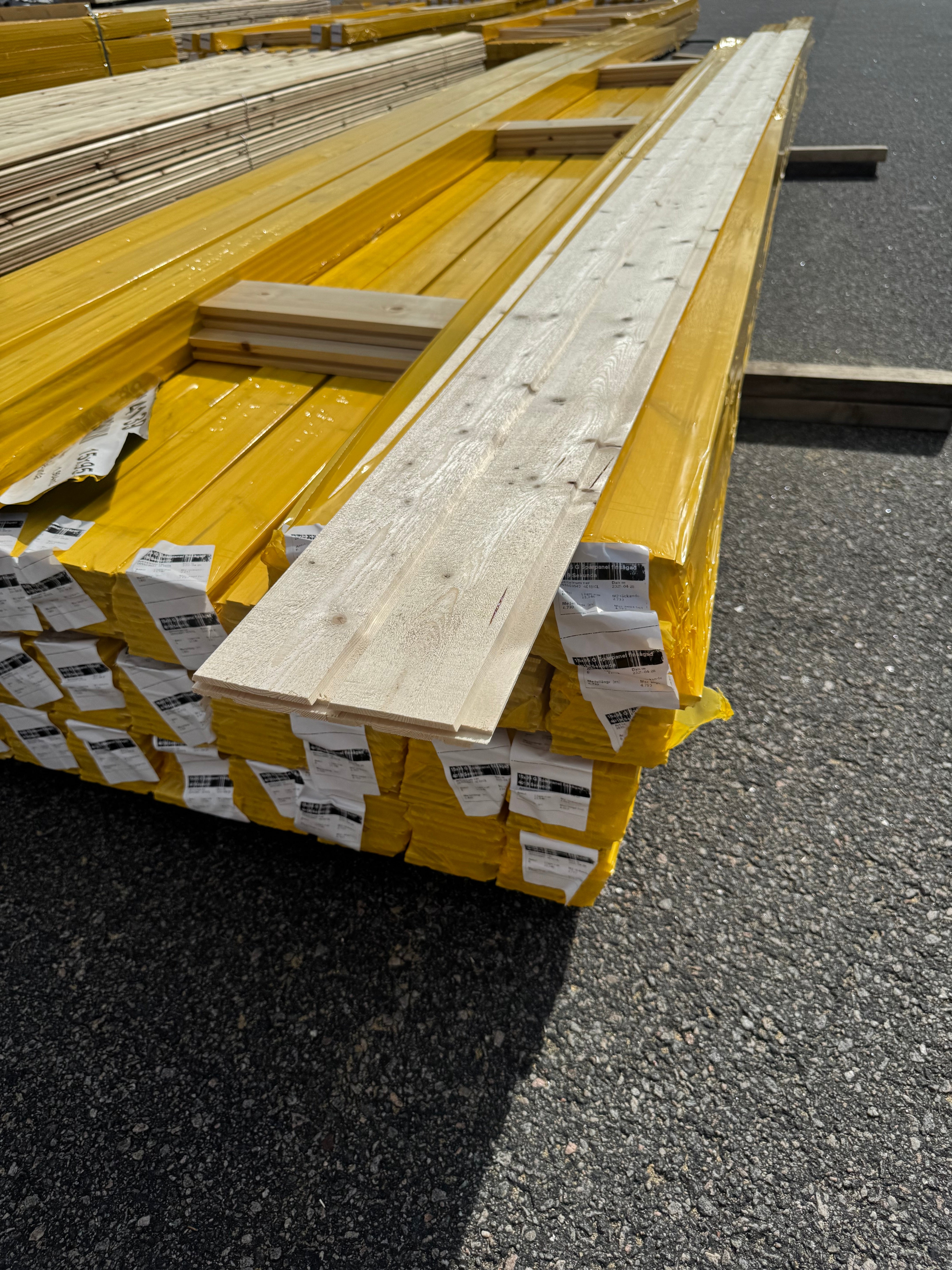 Spårpanel 15x95 Gran – Sekunda, Finsågad, Obehandlad