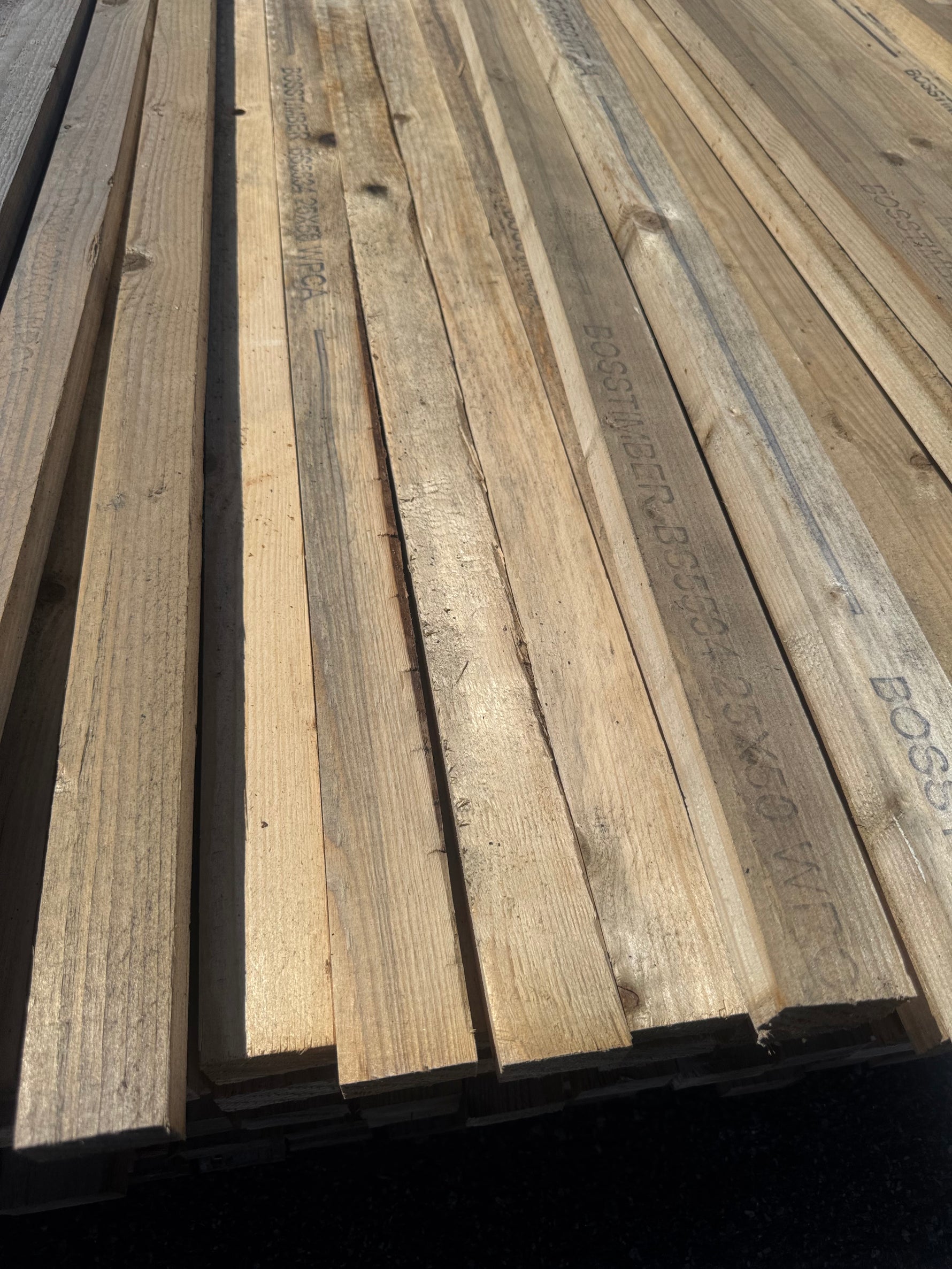 Paket Läkt 25x50 mm, 190 st 5,40 m Vattenskadat