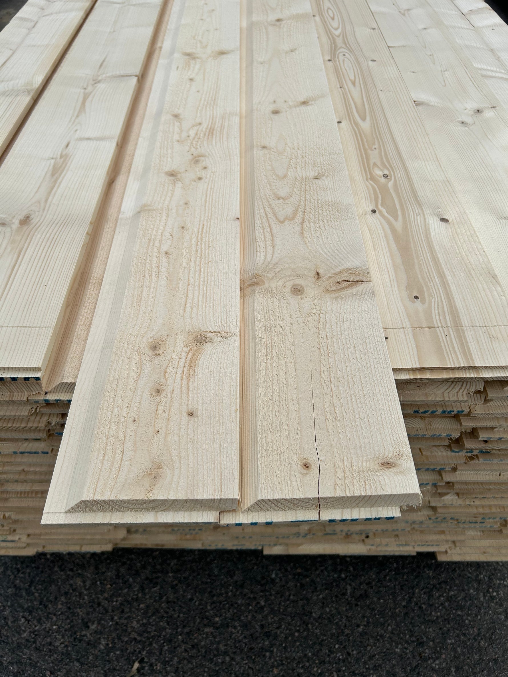 Paket Ytterpanel Enkelfas Fals 22x145mm 4.20m – 175st (Obehandlade)