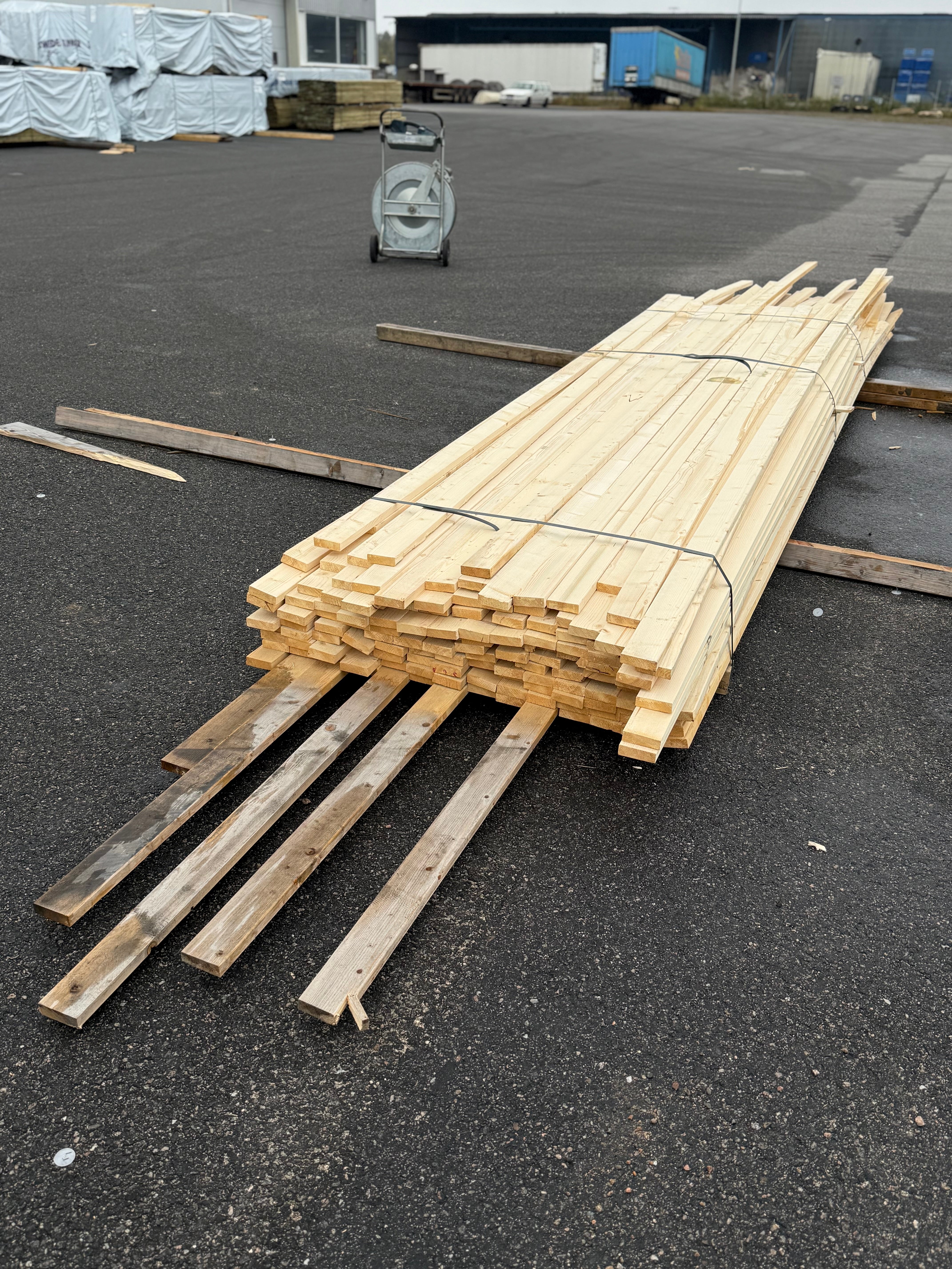 Paket Läkt 22x70 131st 3,6-5,4m (B-Sortering)