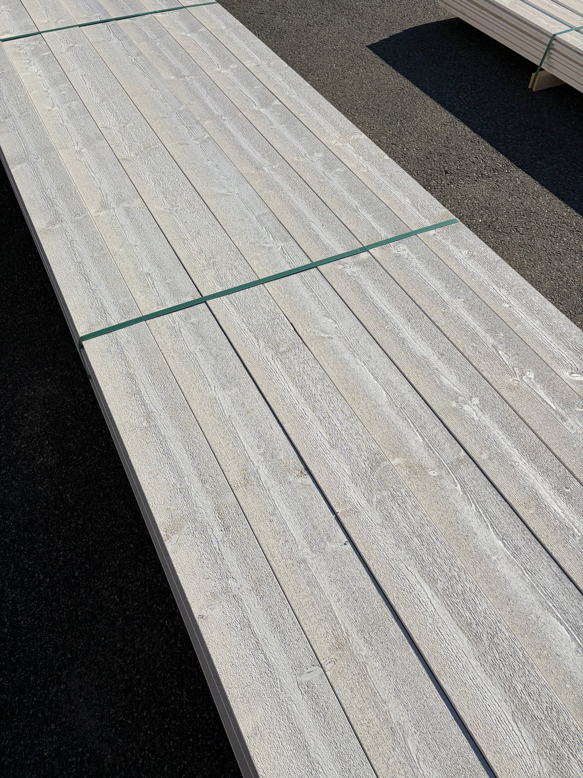 Paket Finsågad ytterpanel 22×145 mm 4,50 m – Vit Grundmålad, 126 st