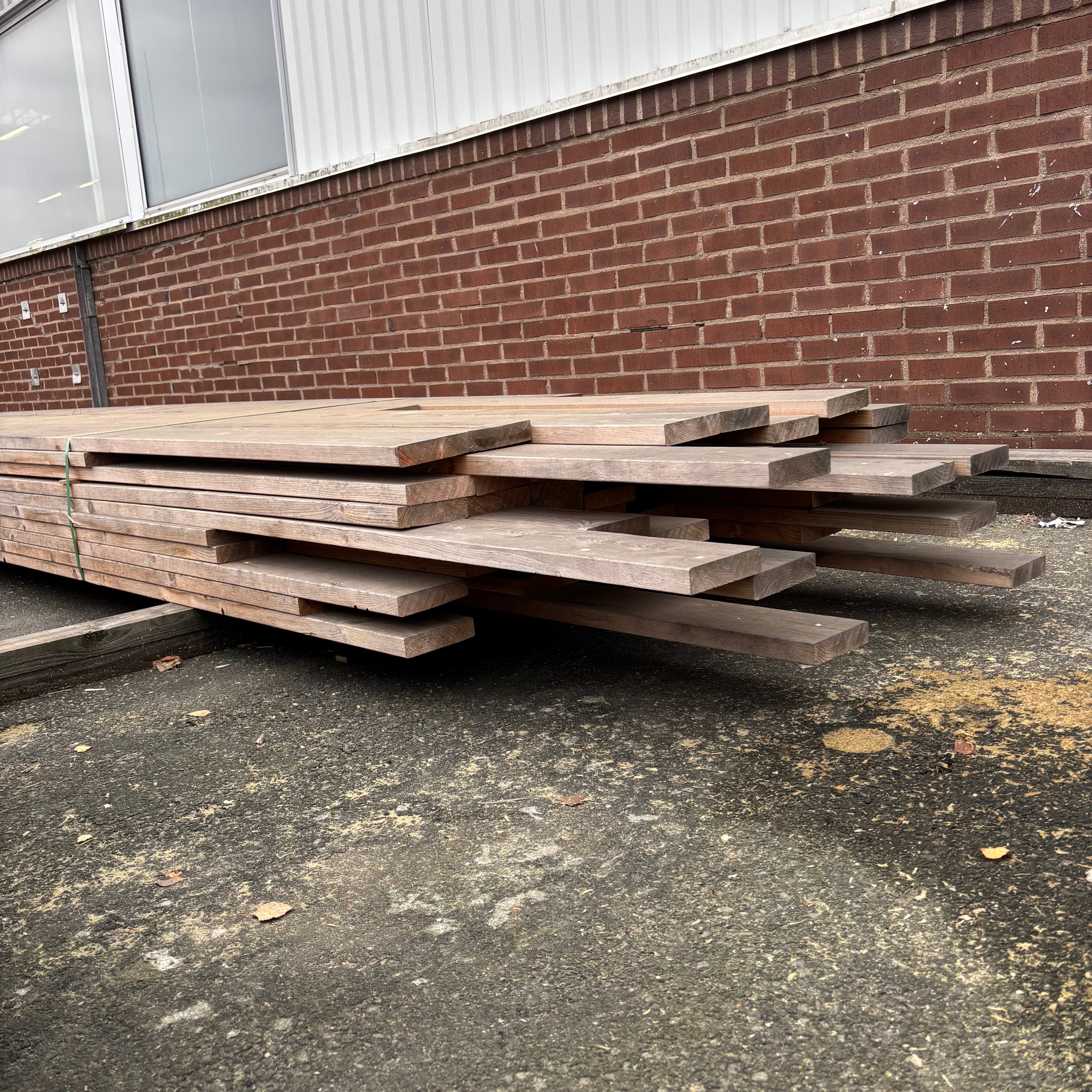 Paket Brädor Rundhyvlad 34x145mm – 70 st (3,6–5,4 m, Obehandlad Gran)