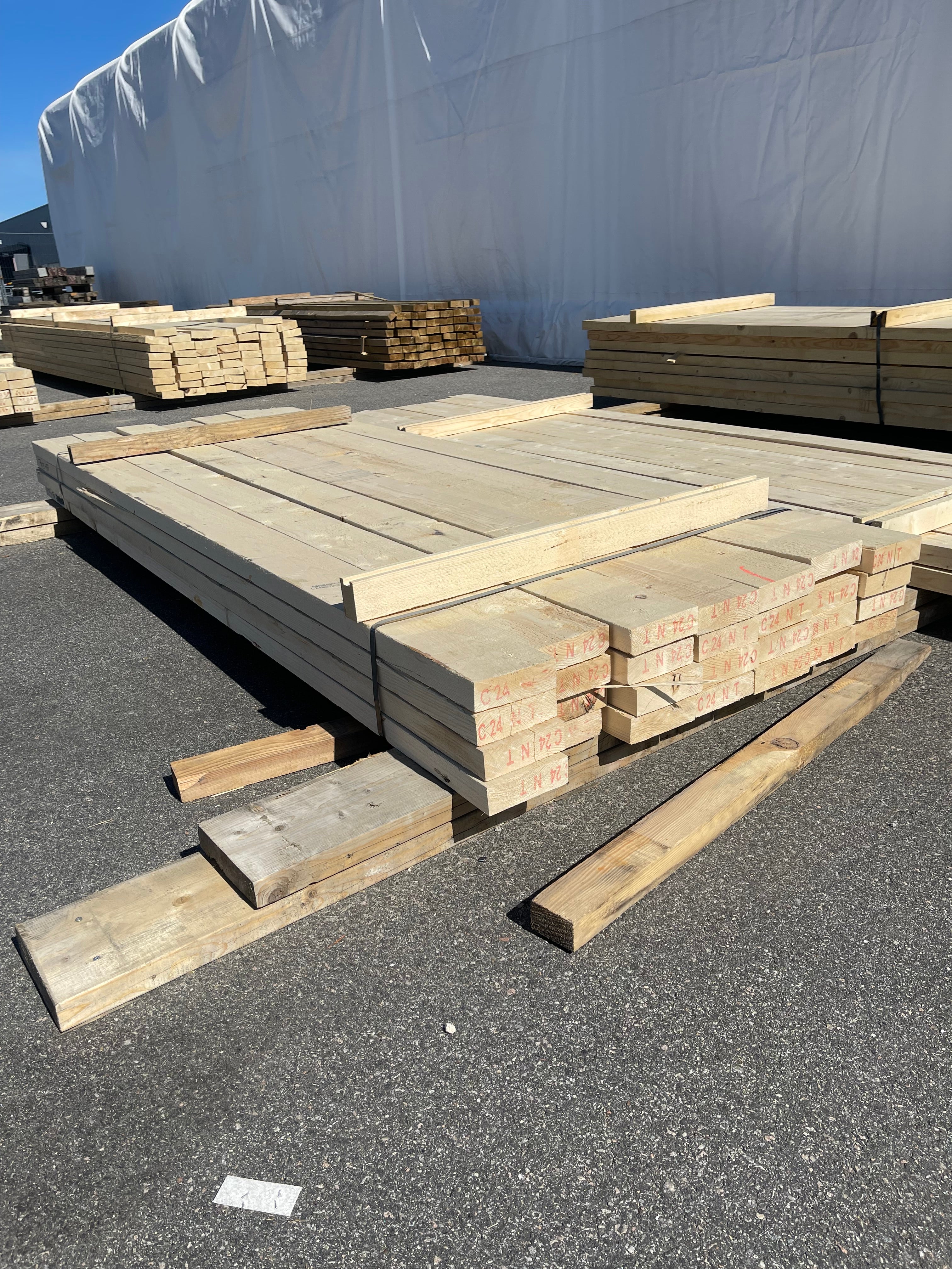 Paket Reglar Ohyvlade 47x150 mm – 3,00 m – 28 st