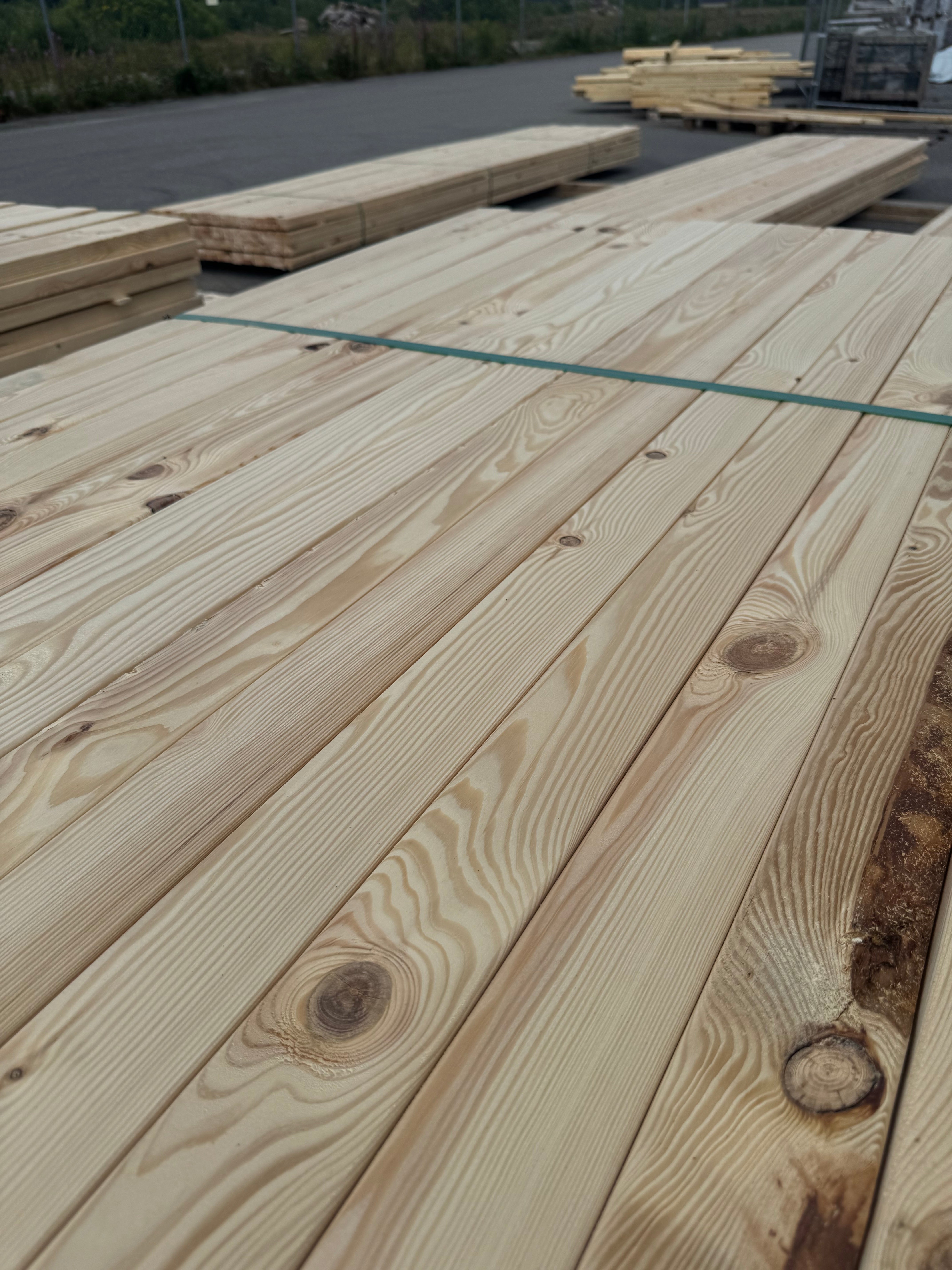 Paket Glespanel 28x70 – 405 st (4,20 m, furu)