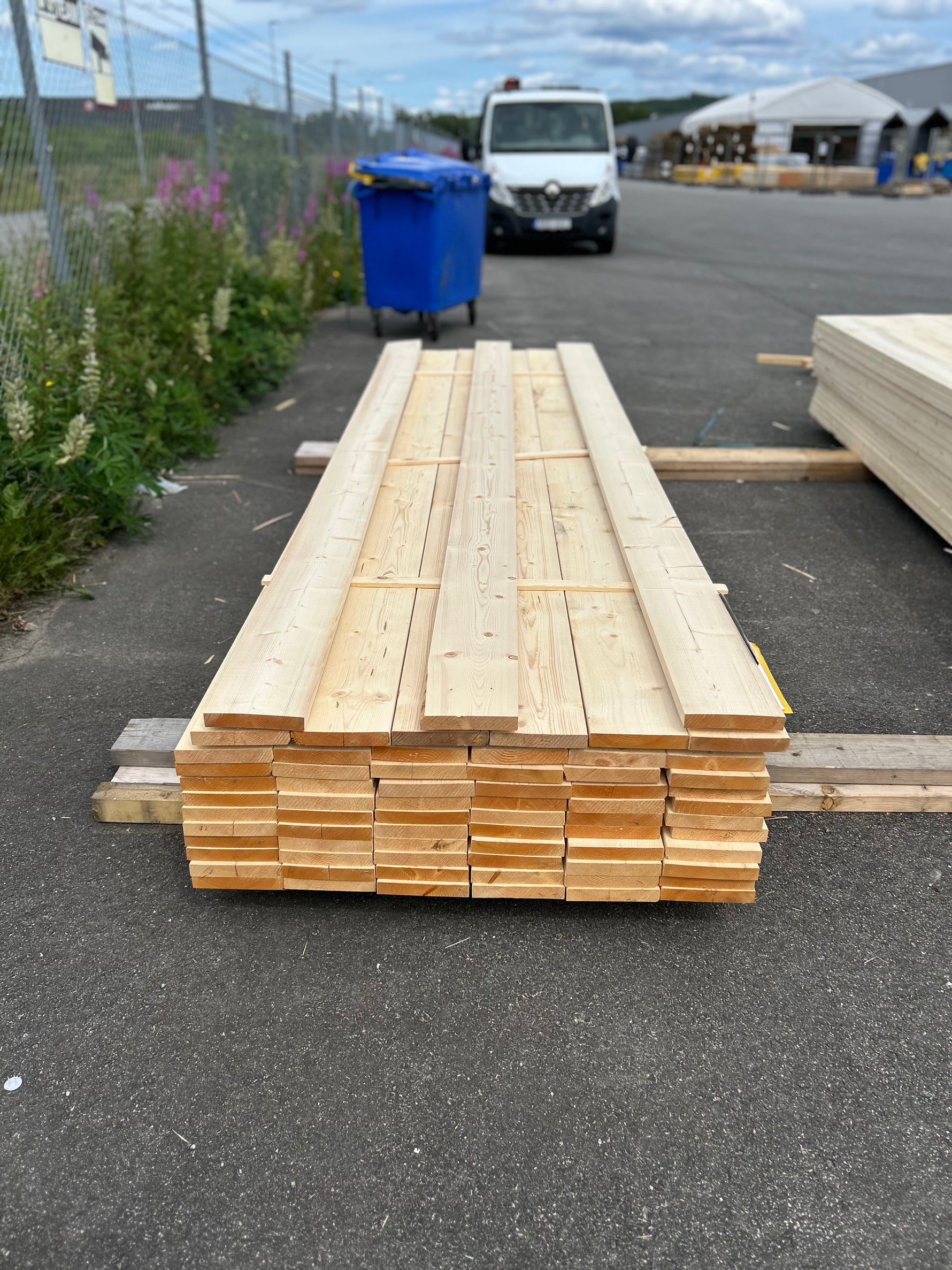 Paket Finsågade Brädor 28x170mm 3.60m- 69st Obehandlade