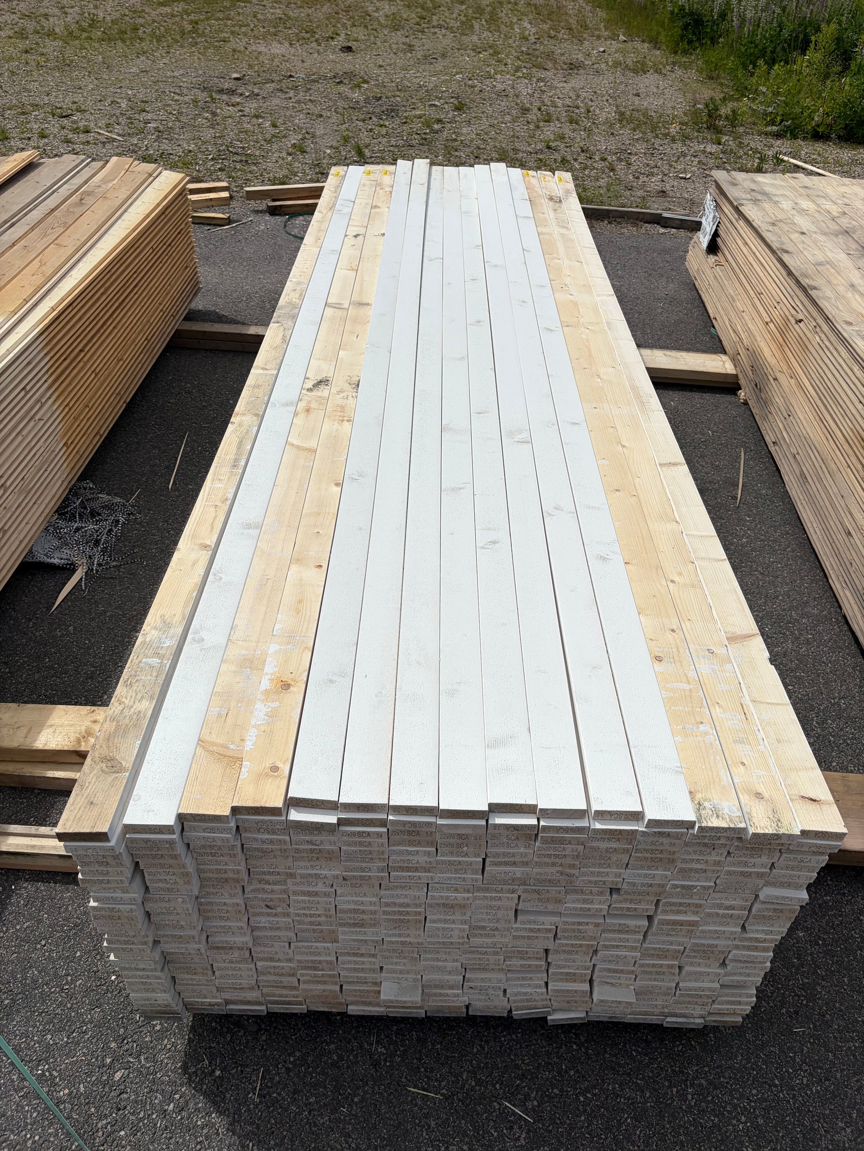 Paket Finsågade Brädor 22x70mm, 390st 3.60m Mellanstruken