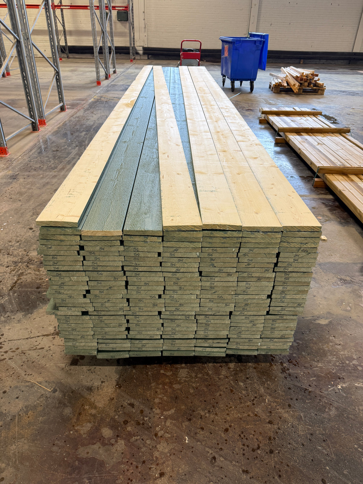 Paket Finsågade Klädselbrädor 22×145 mm Mellanstrukna 5,40 m – 201 st