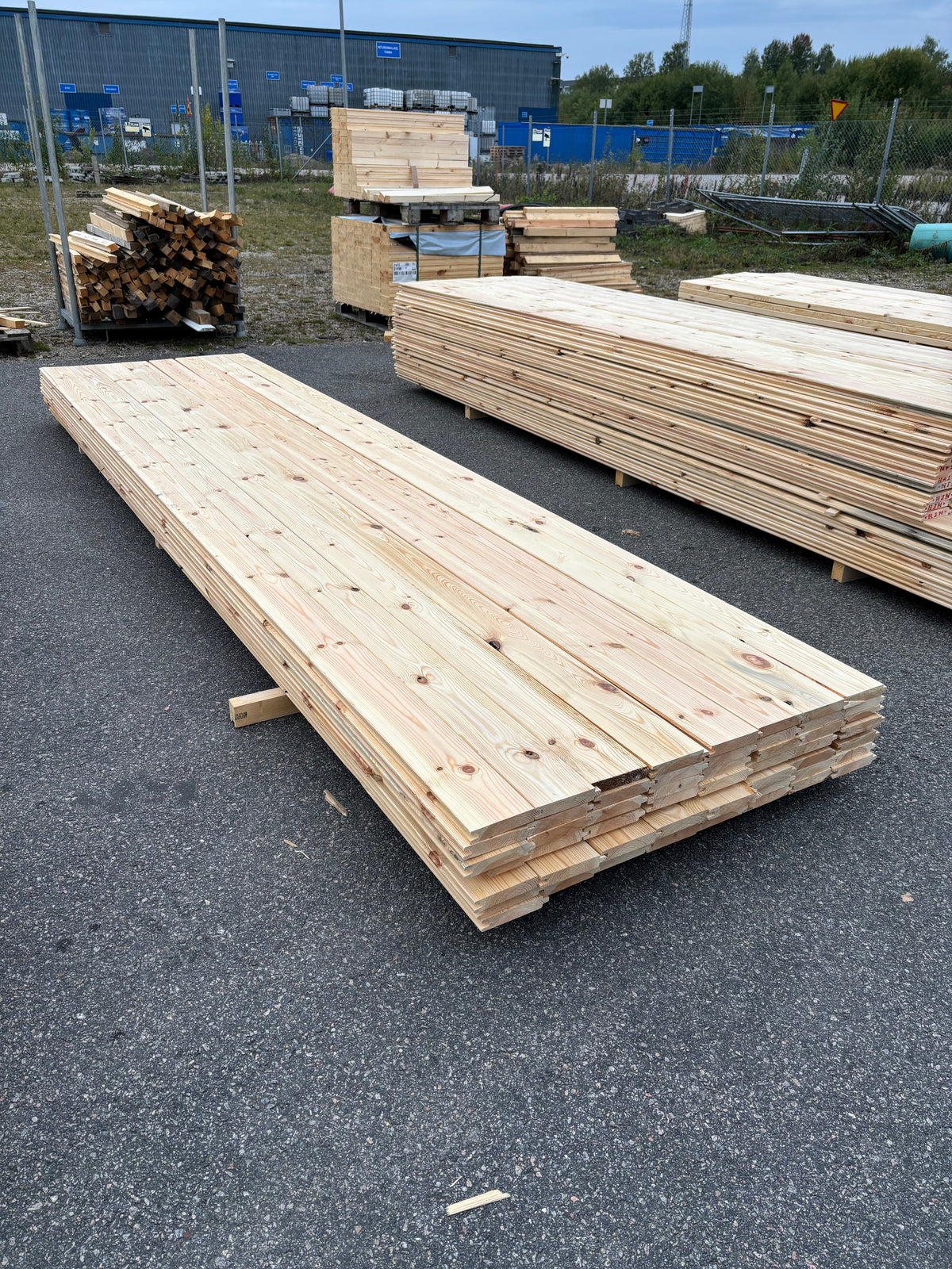 Paket Spontade Furu Brädor 27x145mm 4,20m – 56st (Andra Sortering)