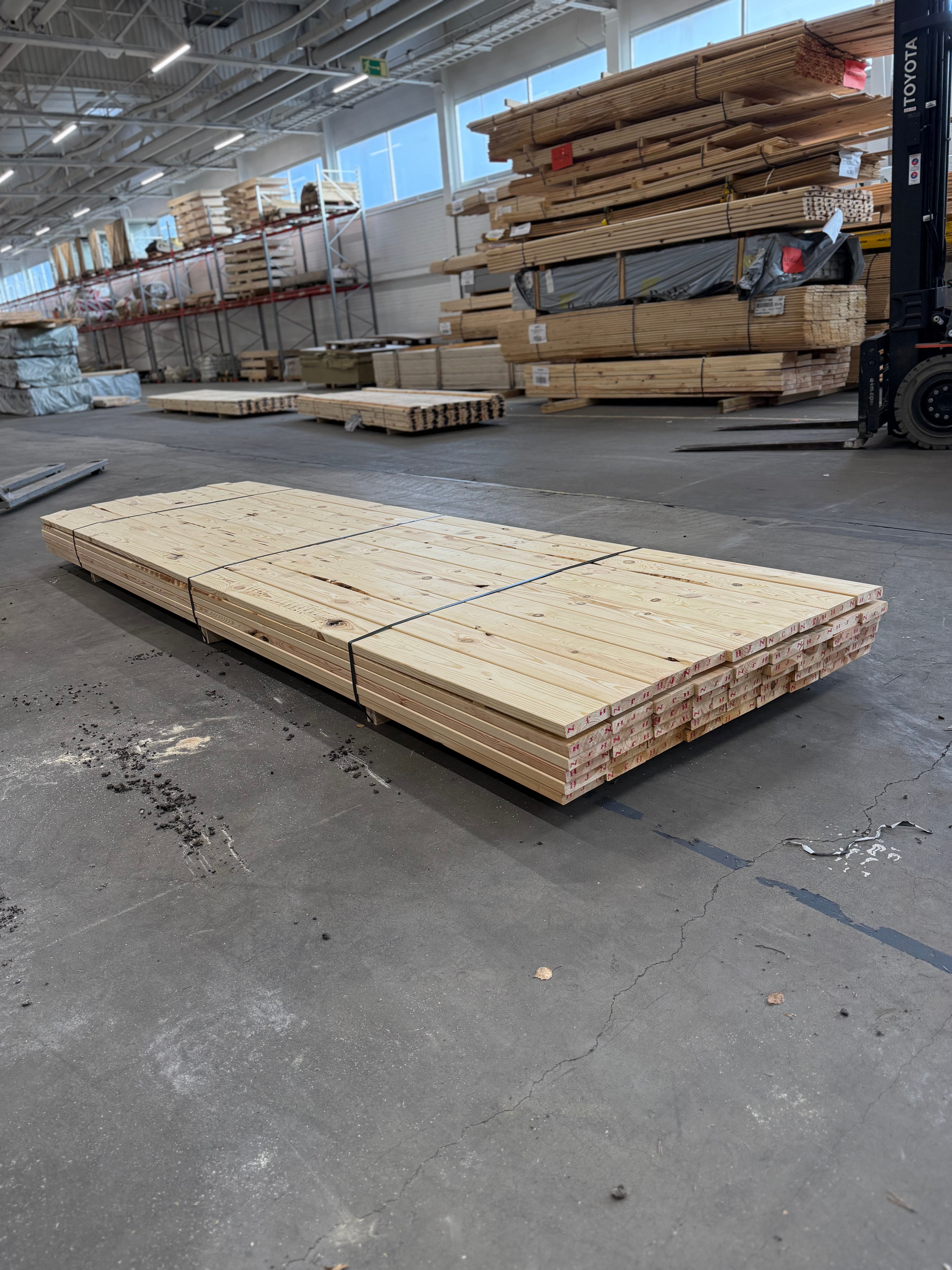 Paket Hyvlade Brädor 28x120mm, 3.60m- 54st (Furu) B-sortering