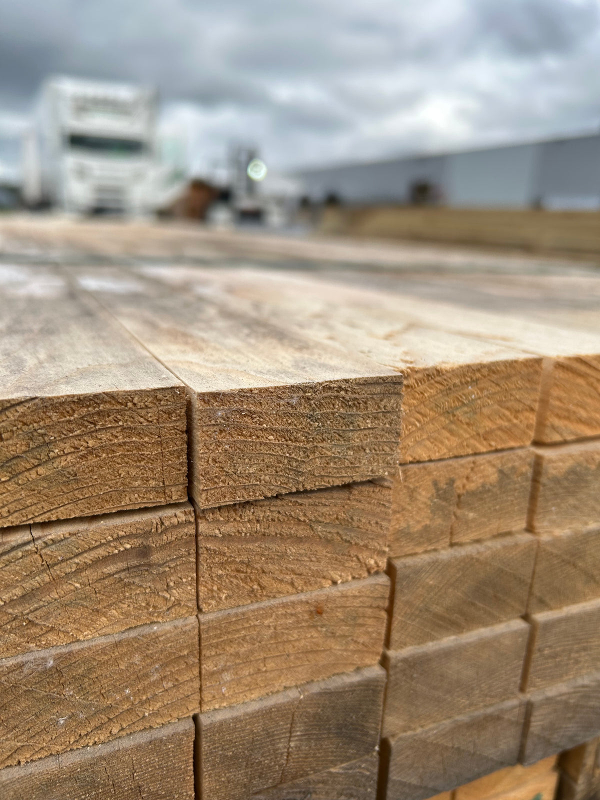 Paket Läkt 25x48mm 3,60m 430st – Fuktskadat
