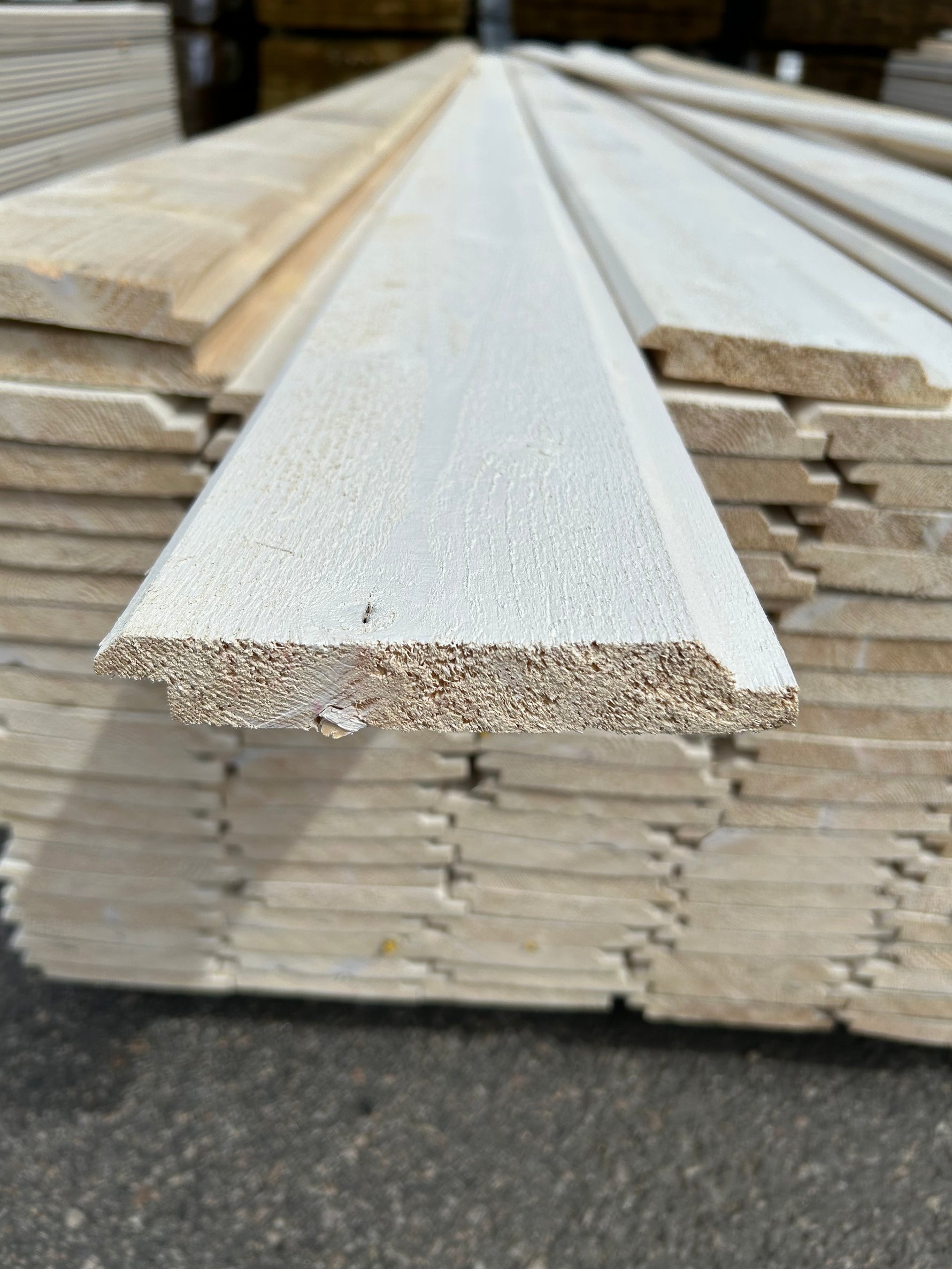 Paket Dubbelfas Halvspont 22x145mm 4.50-4.80m 140st Grundmålad