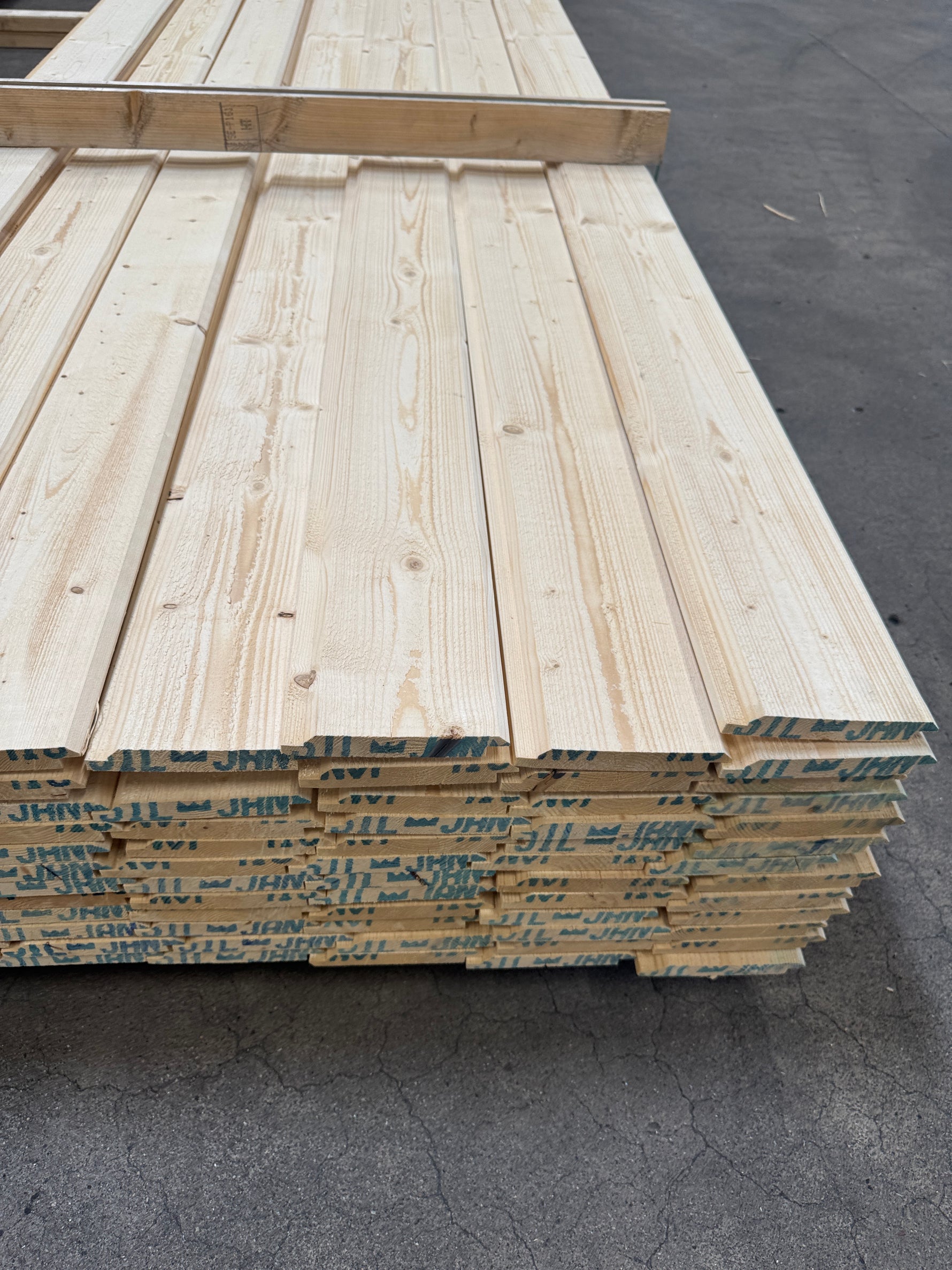 Paket Ytterpanel Dubbelfas Fals 22x145mm 4,20m – 91 st