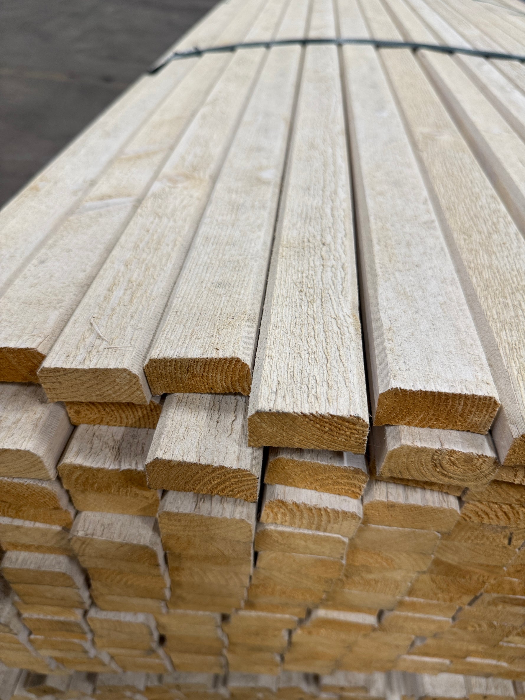 Paket Lockläkt 22x45mm, 489st 4.2m- Grundmålad