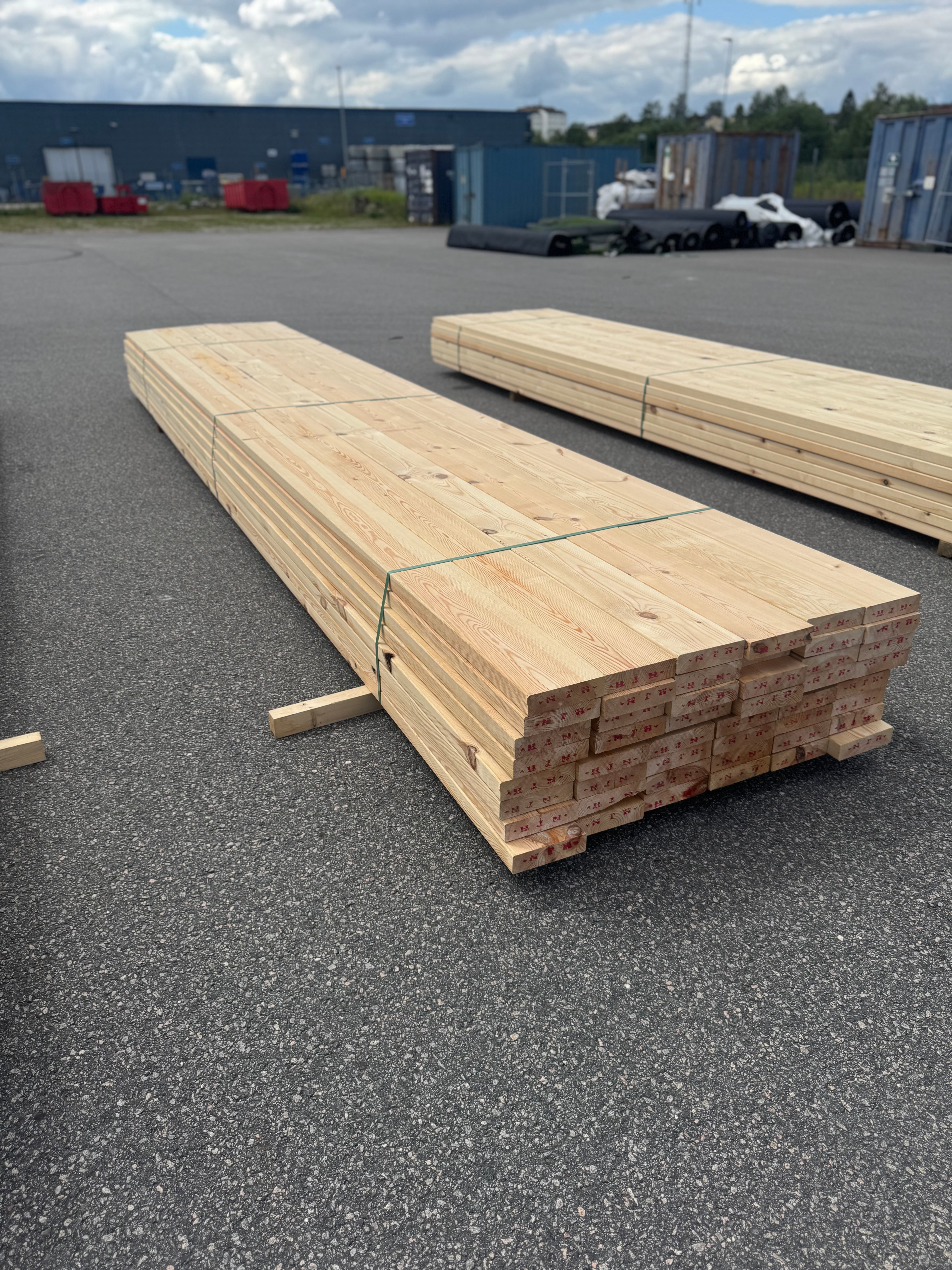 Paket Reglar 45x170 – 48 st (5,40 m, furu)