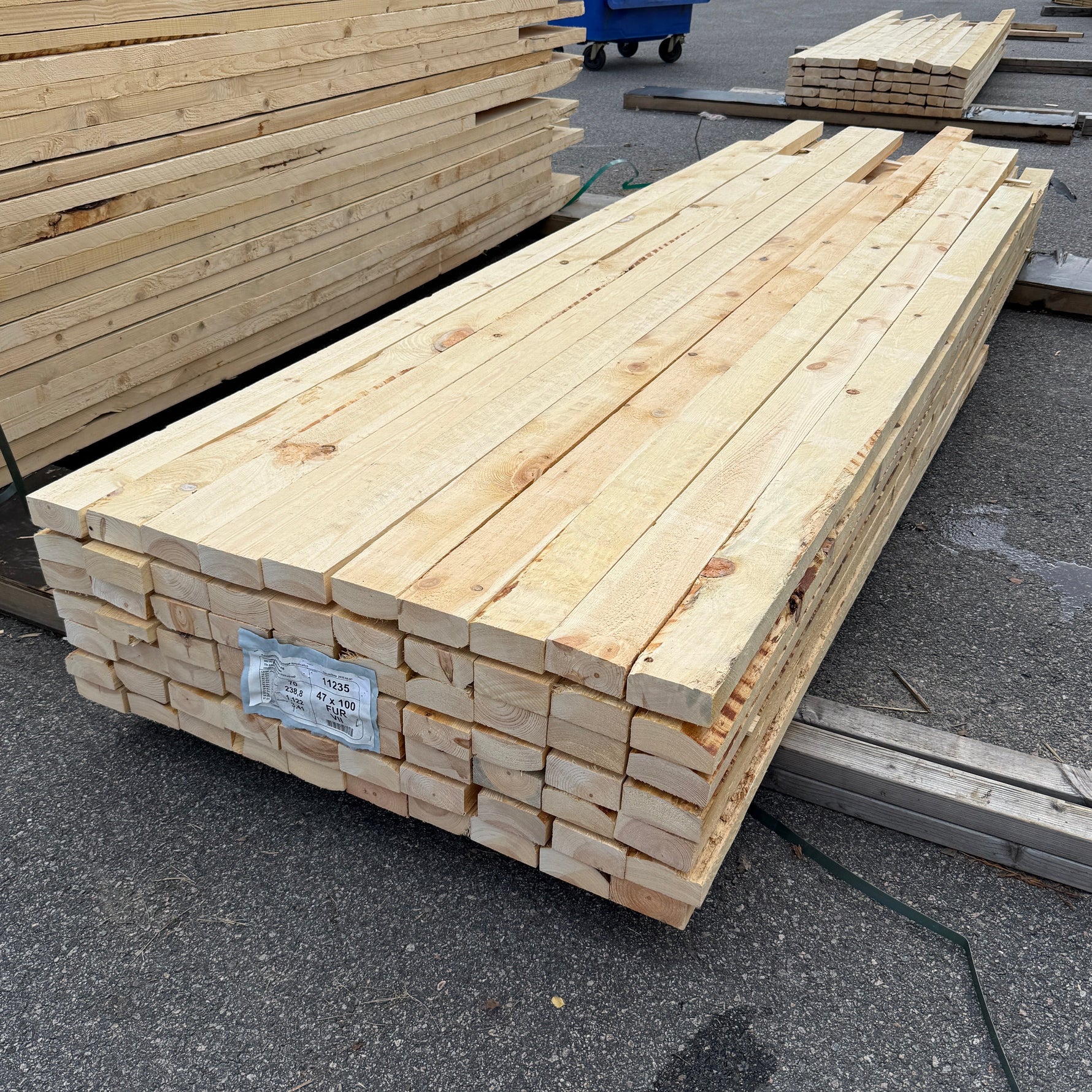 Paket Ohyvlade Reglar 47×100 mm – 70 st (2.70-3.90m)