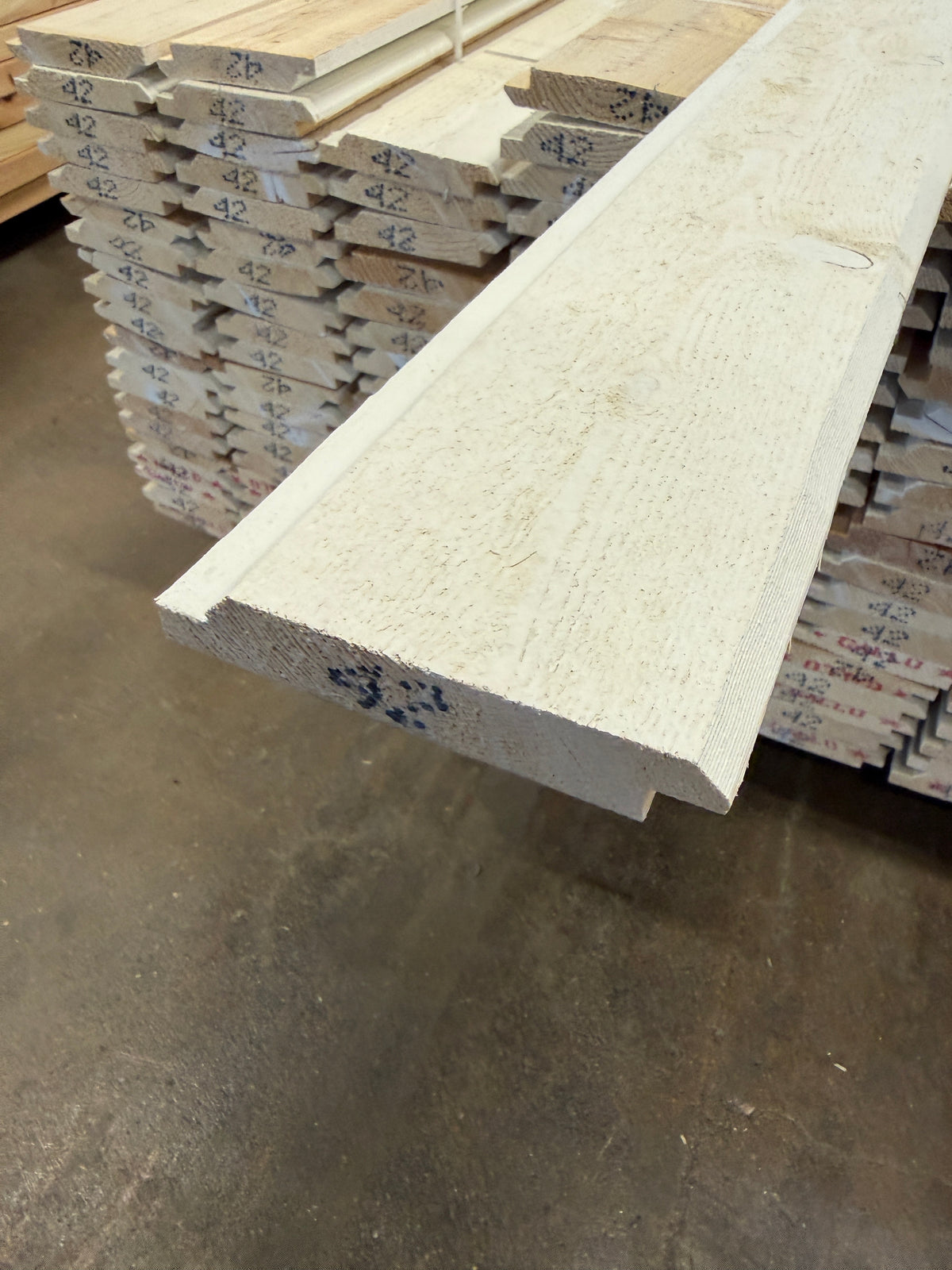 Paket Dubbelfasspont Grundmålad 22×120 mm – 4,20 m – 180 st