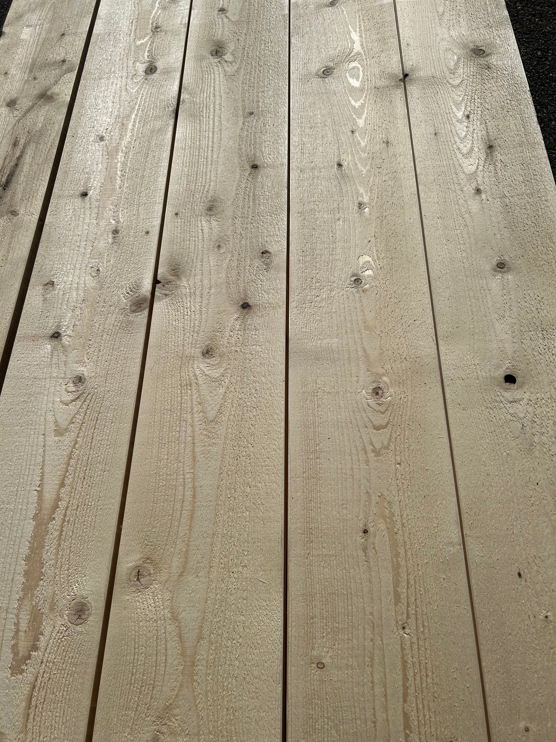 Paket Finsågade Brädor 22x220mm 3,60m 50st