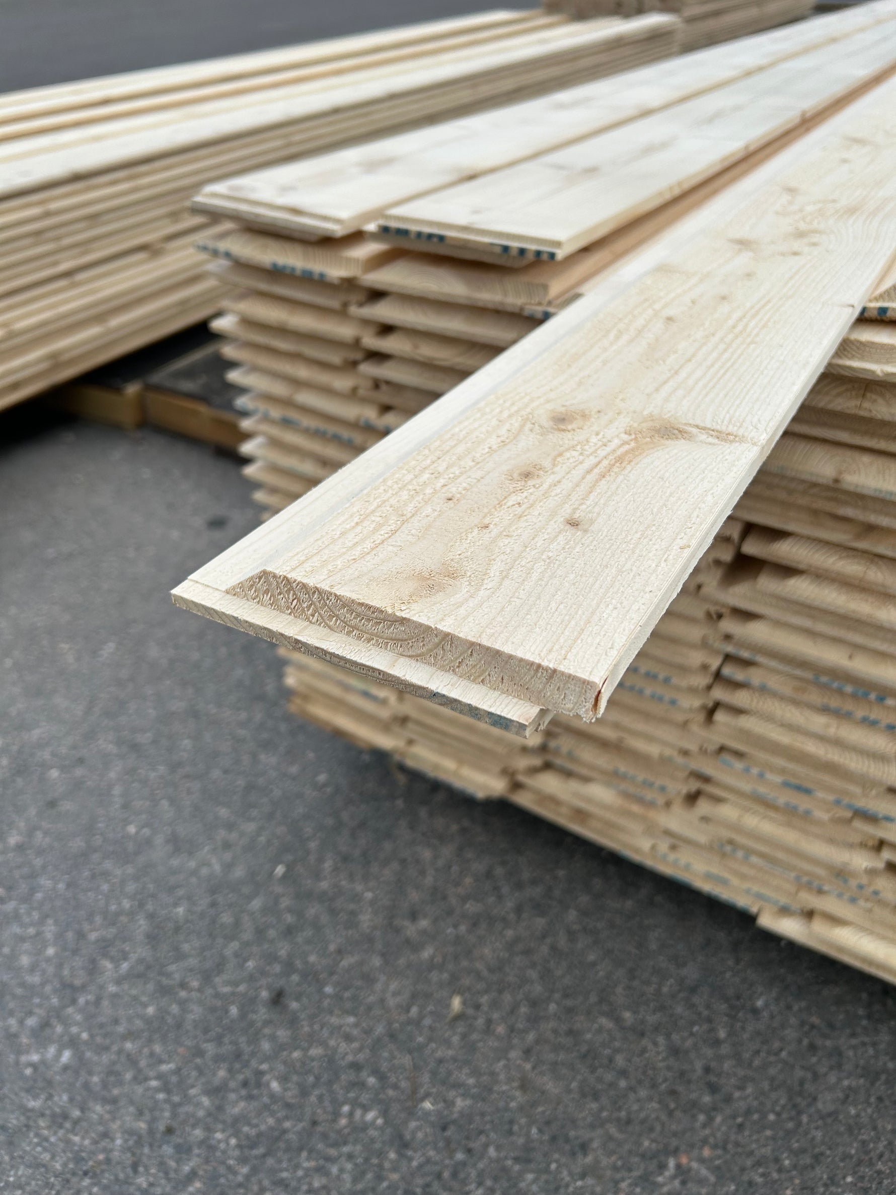 Paket Ytterpanel Enkelfas Fals 22x145mm 4.20m – 175st (Obehandlade)