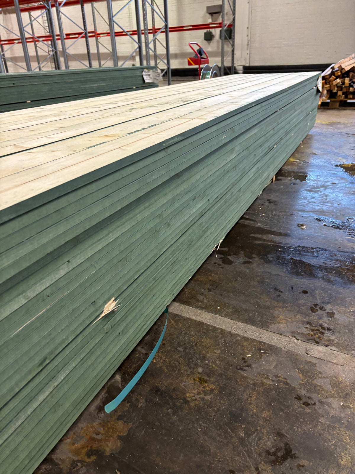 Paket Finsågade Brädor 22×145 mm Mellanstrukna 5,40 m – 175 st