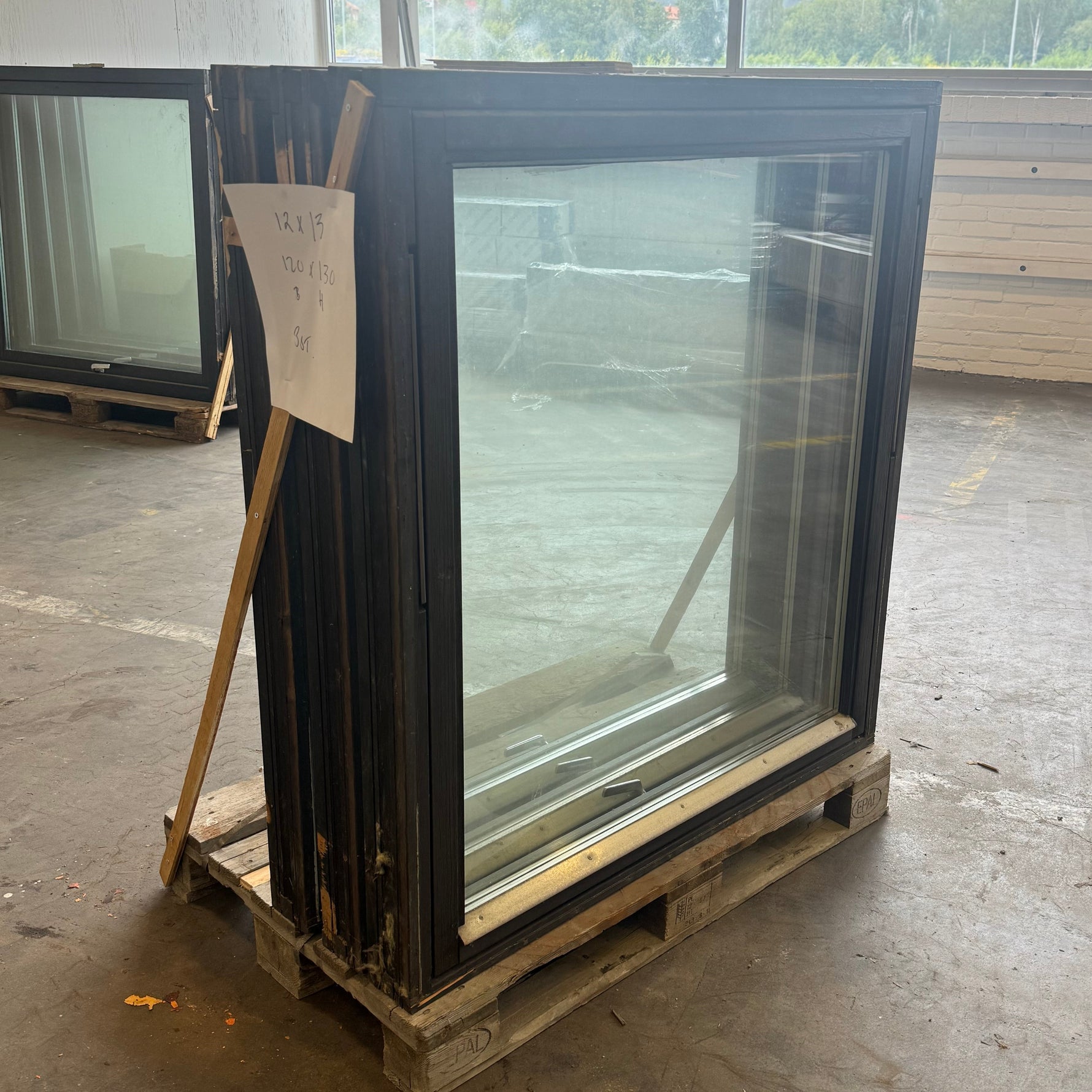 Parti Begagnade Fönster 12x13- 3st