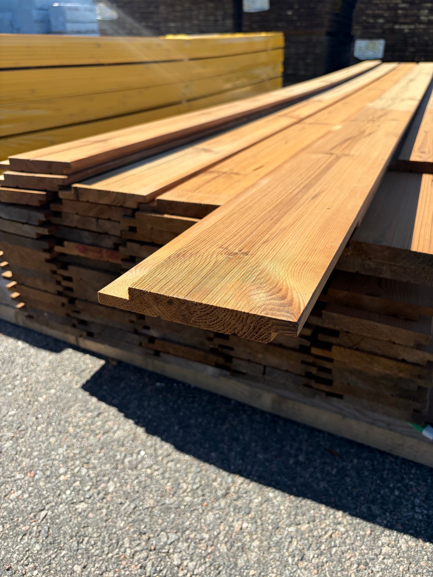 Paket Thermowood Furu 19x140mm Dubbelfas Fals Rak, 67st 3,6m