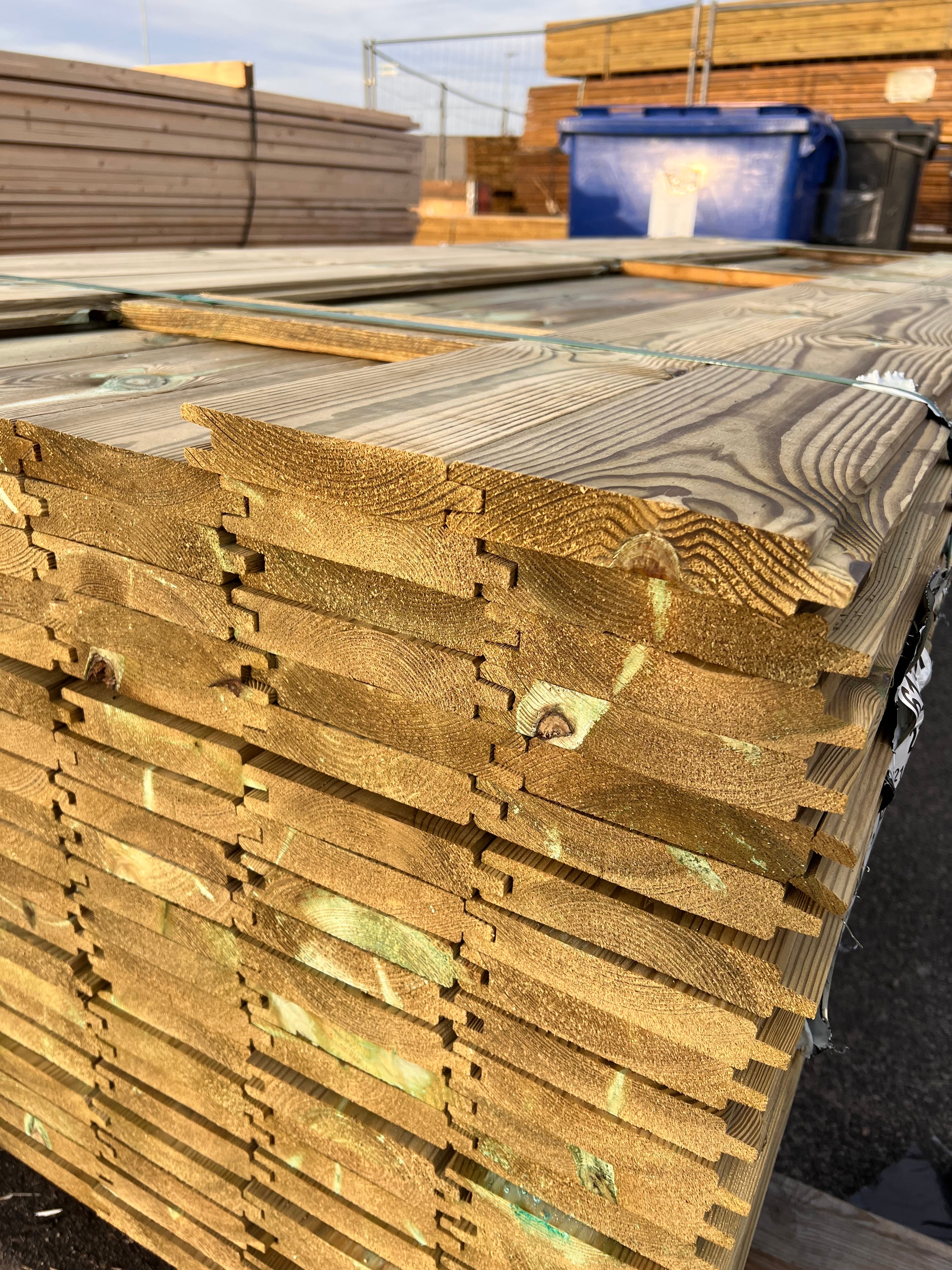 Paket Spontad Panel Tryckimpregnerad 27x145mm – 165 st (3,0 m, Furu, B-sortering)