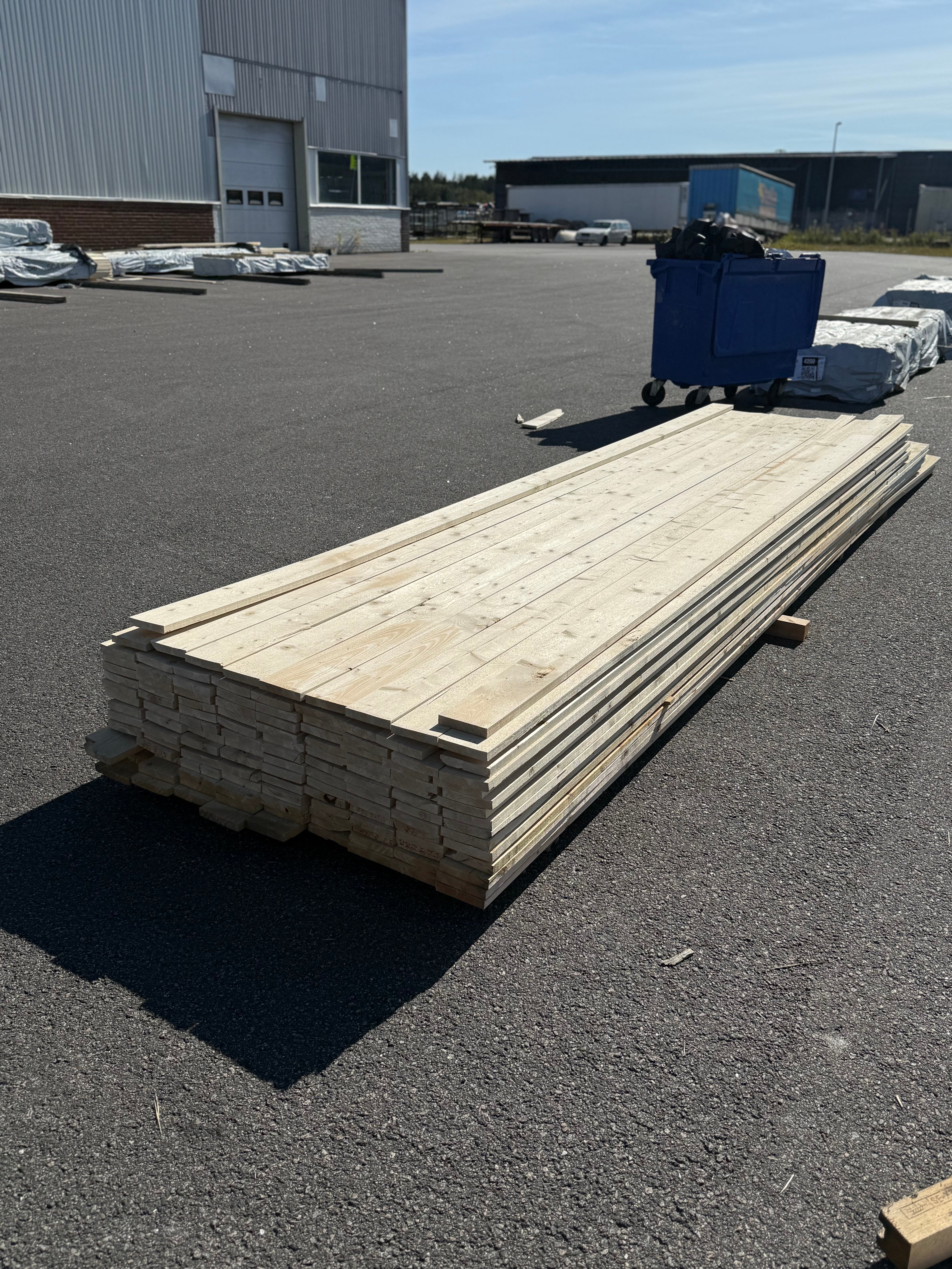 Paket Finsågad Panel 22x120mm 132st 4.20–5.40m – Andra sortering
