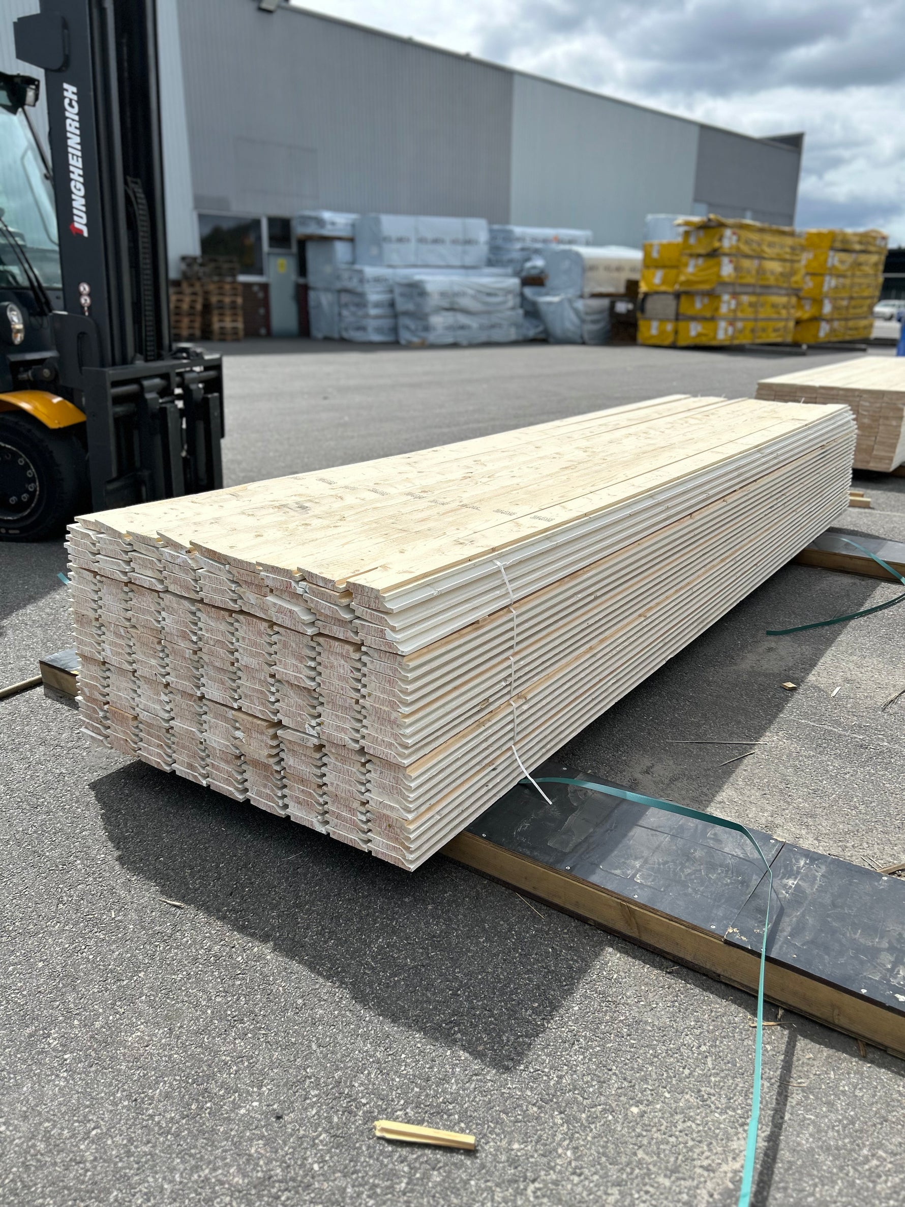 Paket Enkelfas Halvspont 22x120mm 4.20m 225st Mellanstruken