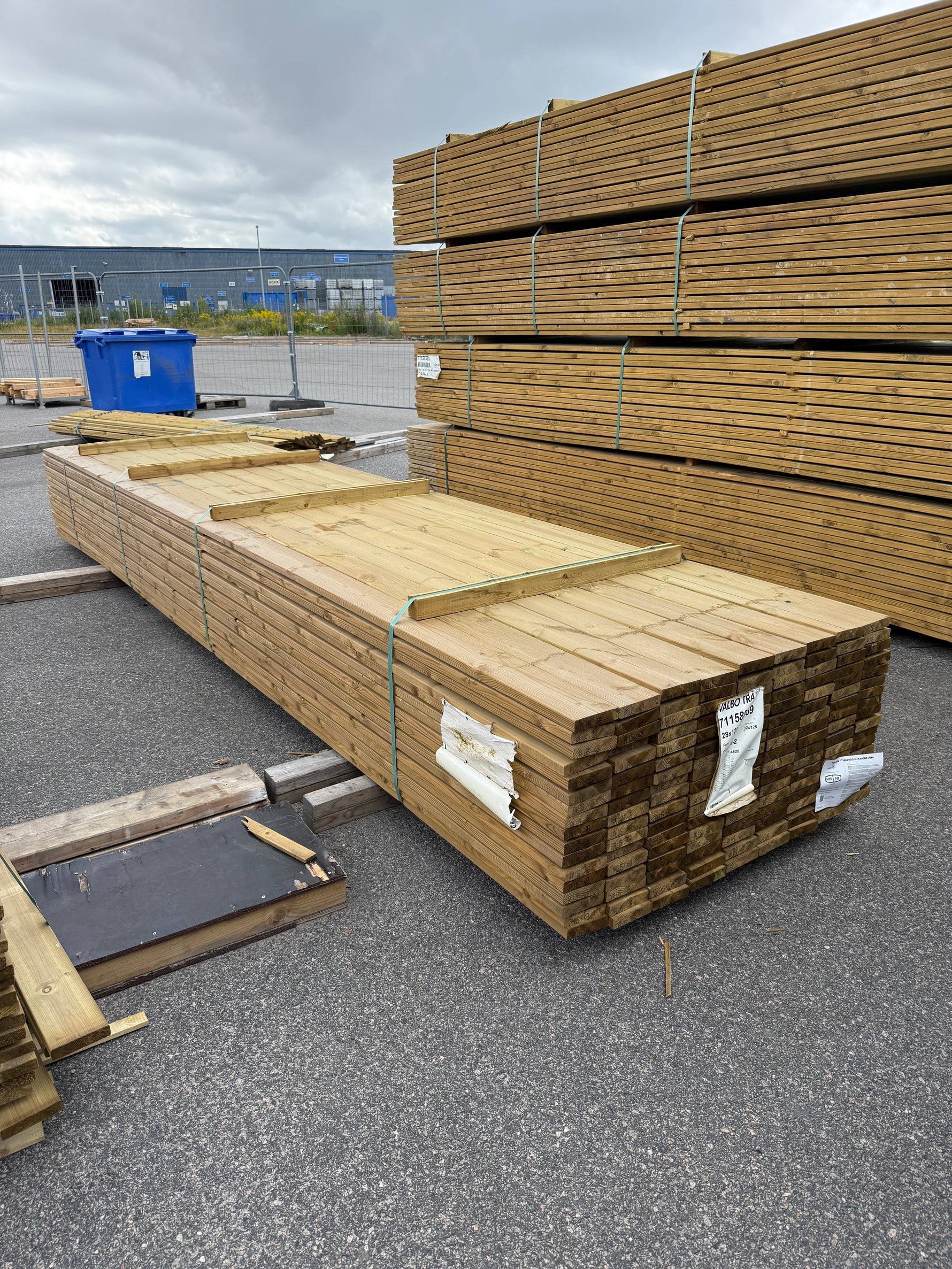 Paket Tryckimpregnerad Trall 28×120mm, 153st 4,80m (G4-2)