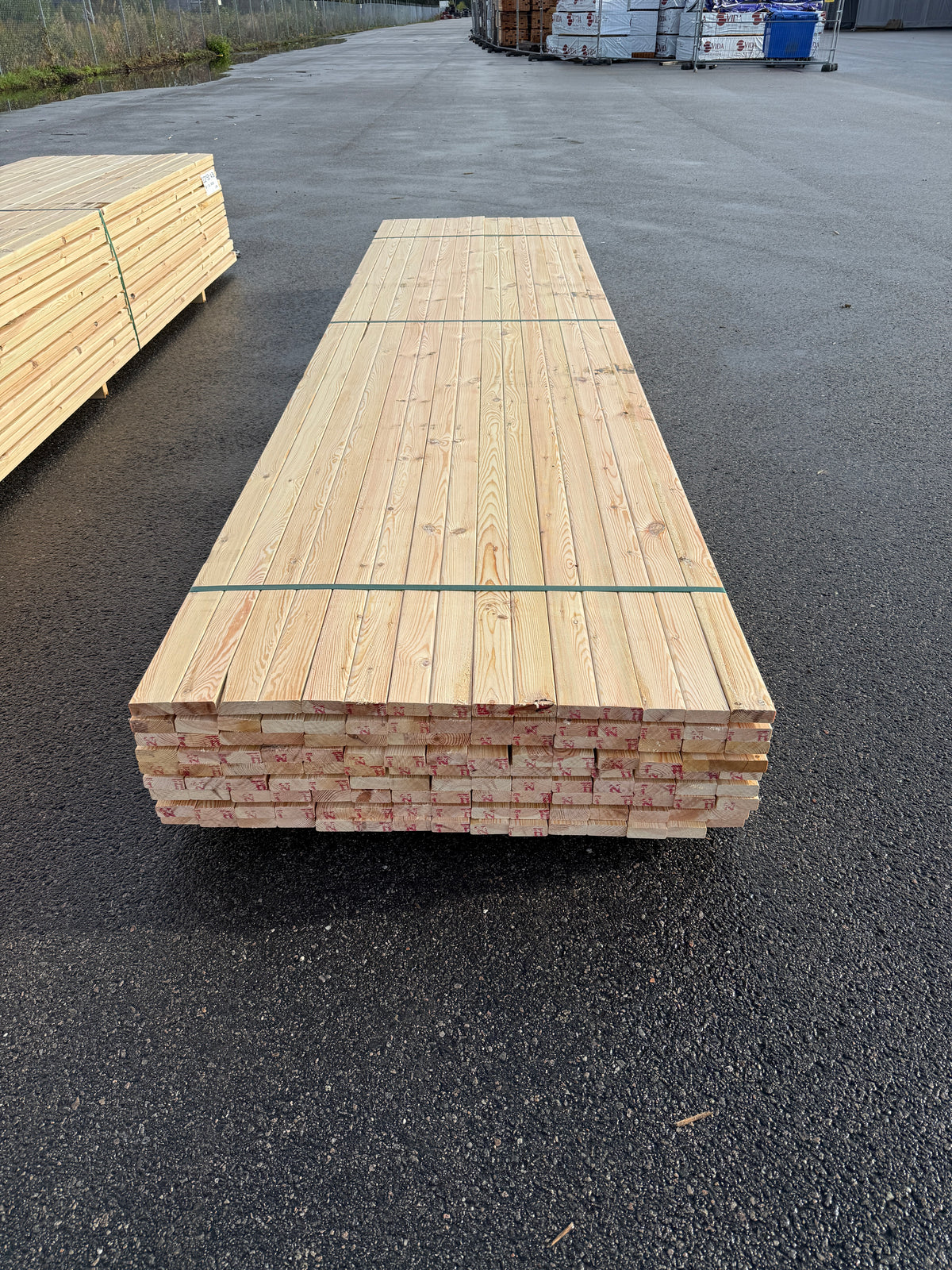 Parti Glespanel 28x70 mm – 4,20 m Furu 135 st