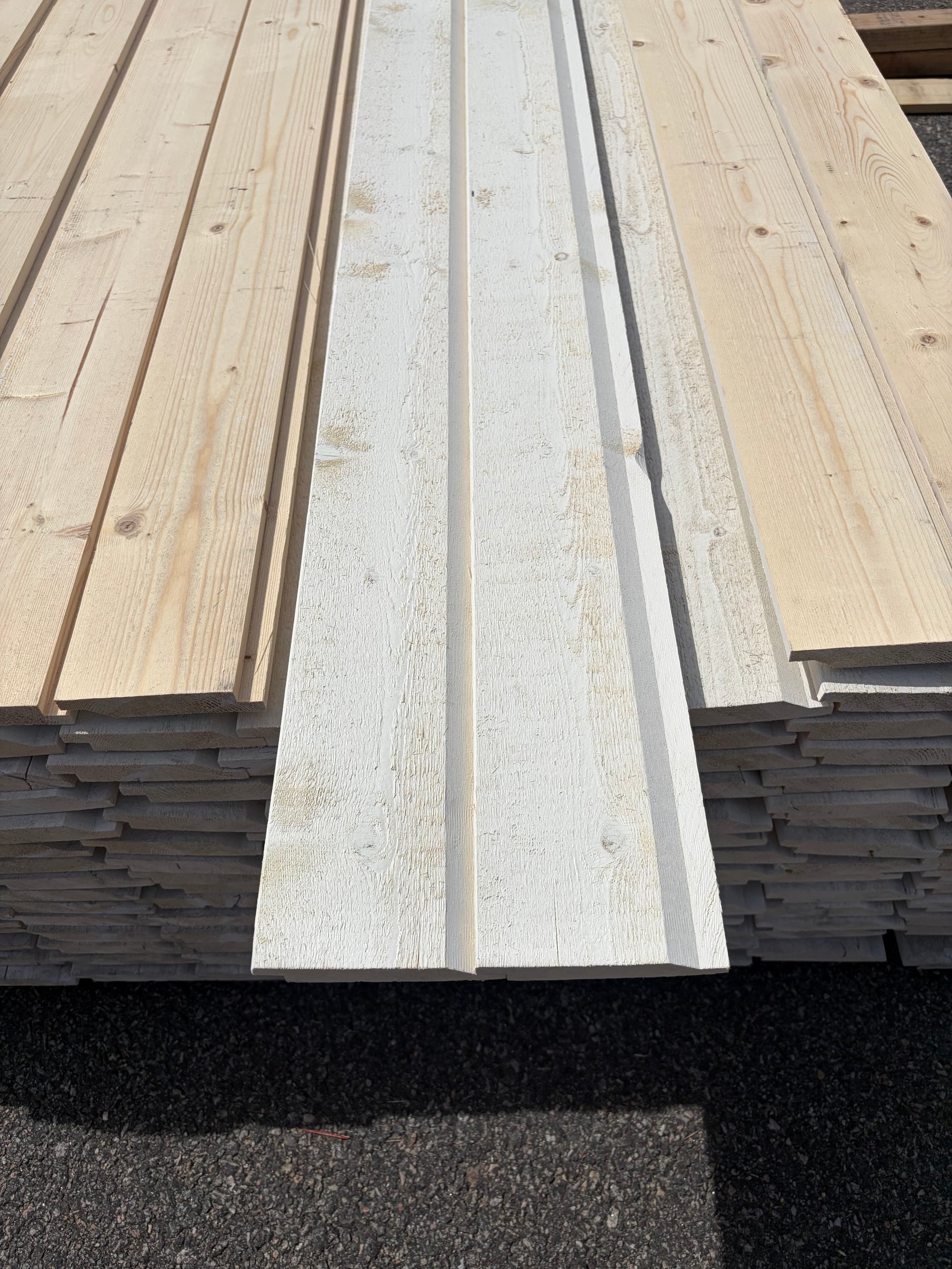 Paket Ytterpanel Enkelfas Halvspont 22x120mm, 134st 5.10m Grundmålade