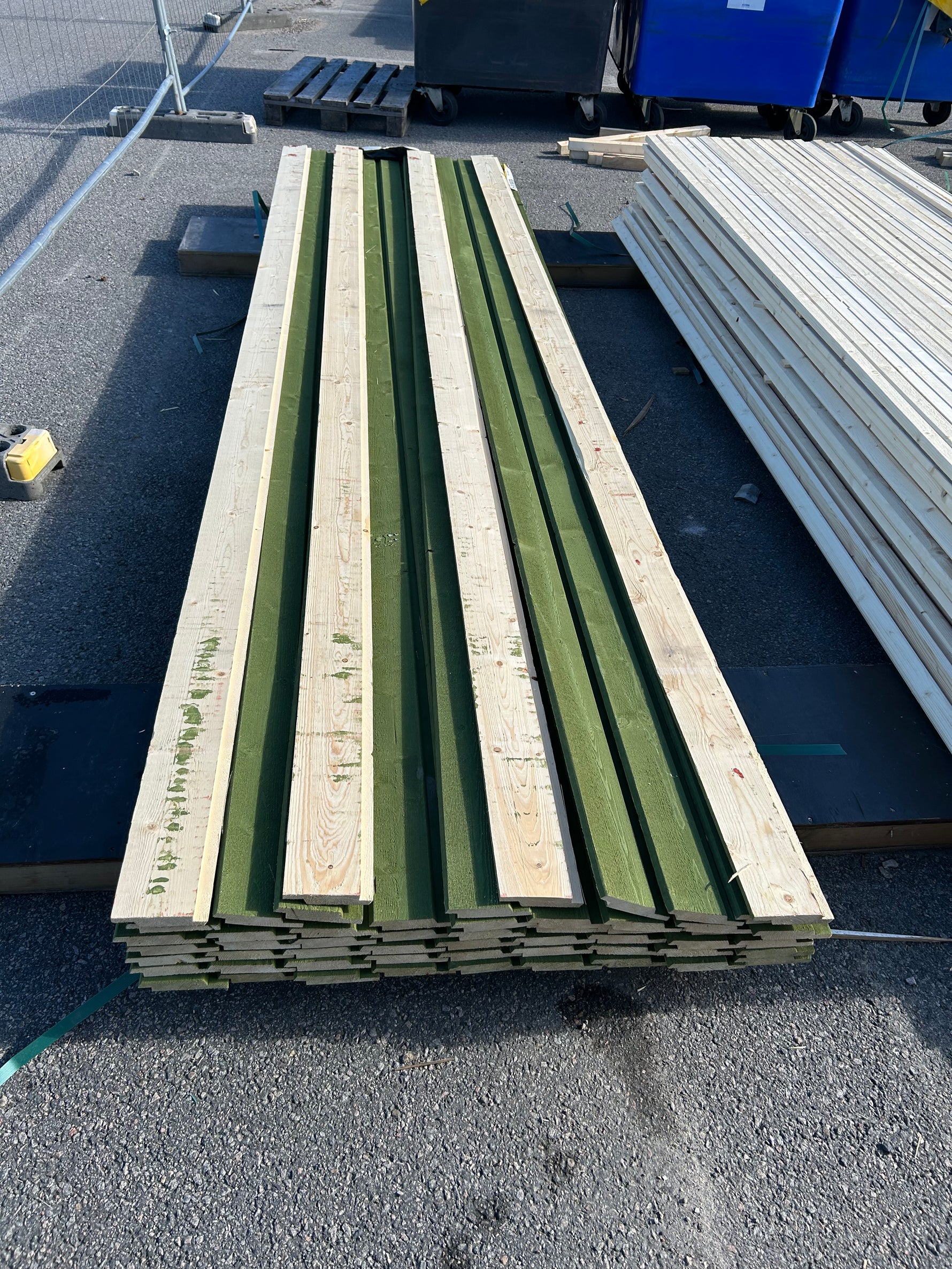 Paket Falsad Spårpanel 22x120mm 3,90m 56st (Grön Slamfärg)