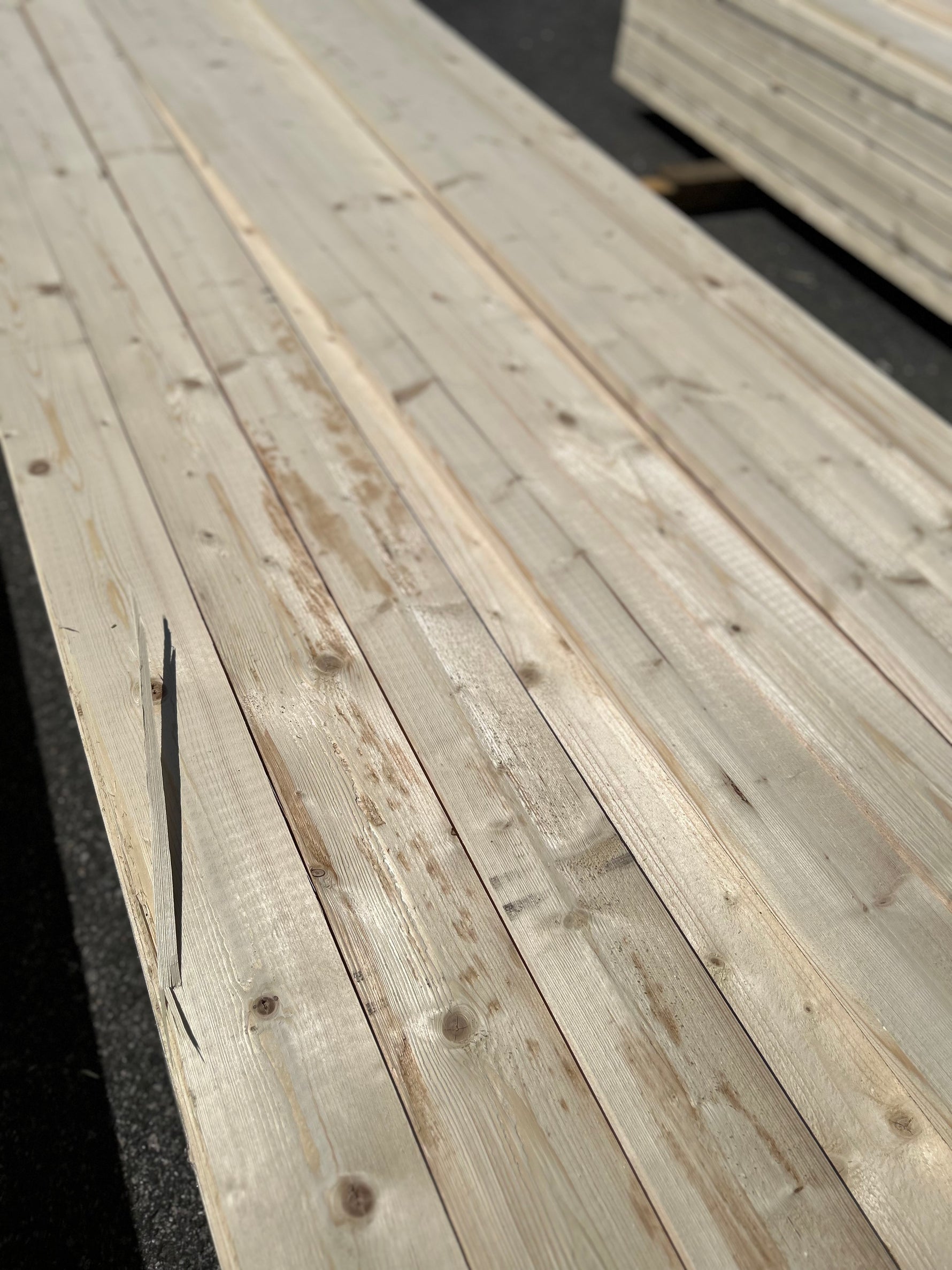 Paket Finsågade Brädor 28x120mm 3.0m 116st Obehandlade