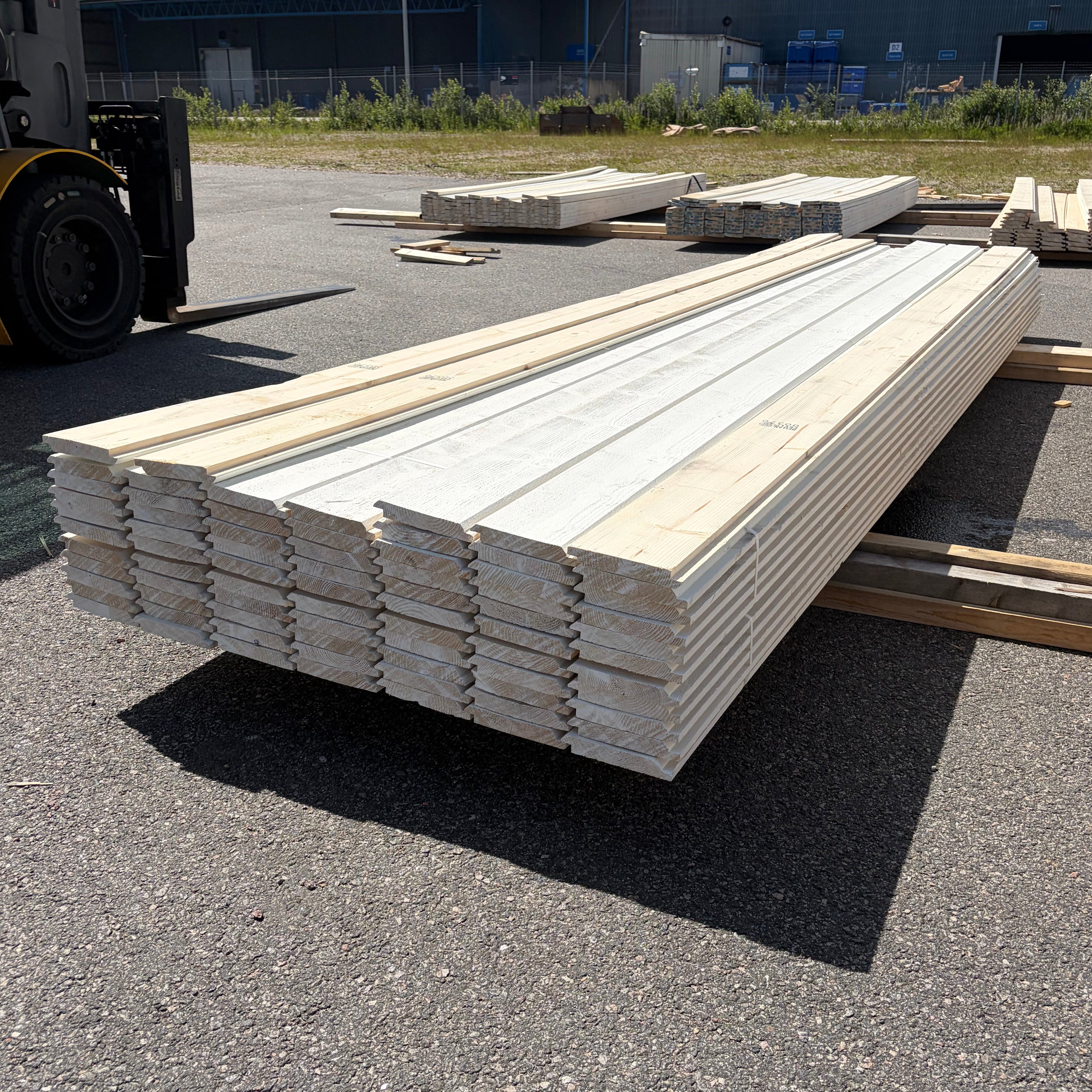 Paket Ytterpanel Dubbelfas Halvspont 22x145mm, 75st 4.20m Mellanstruken