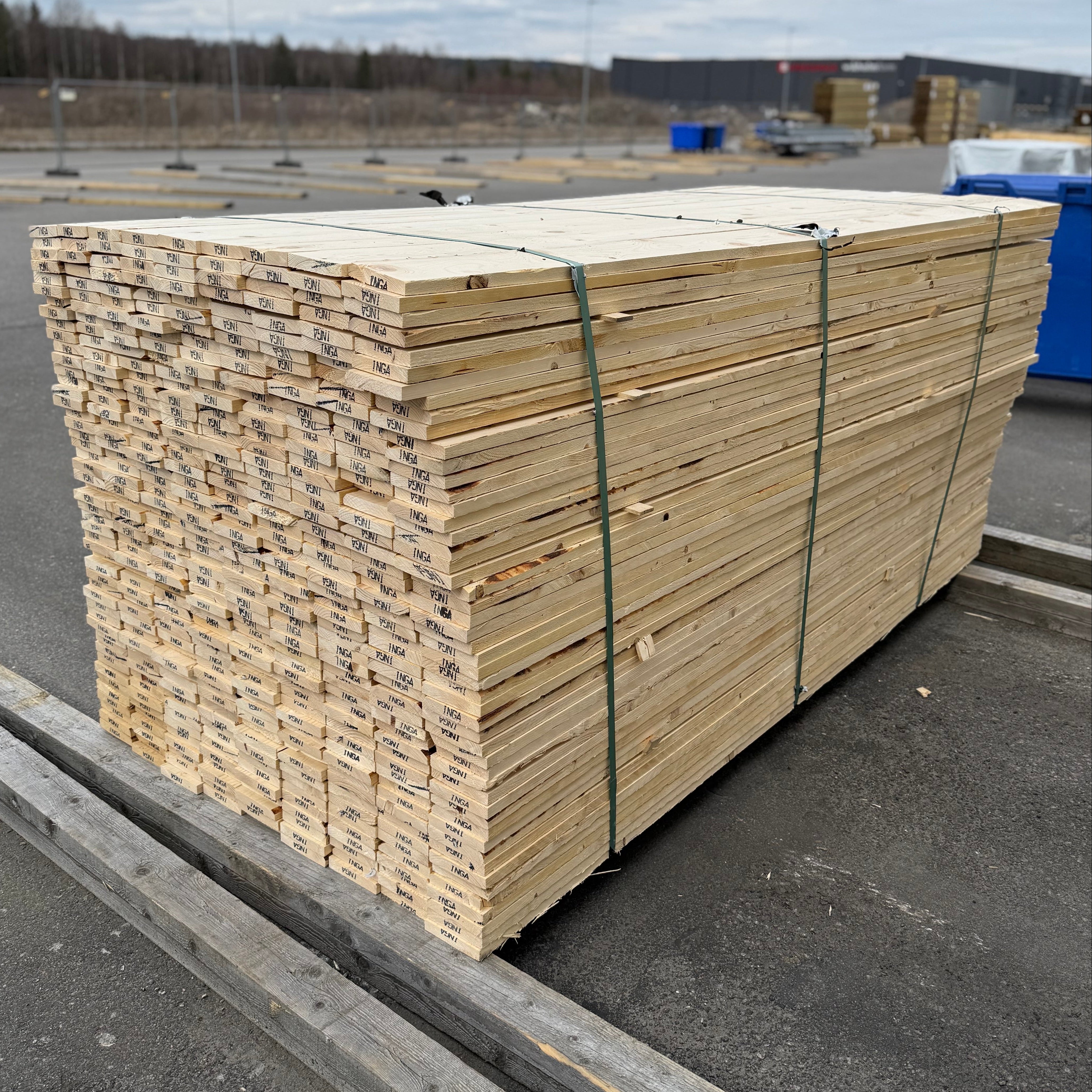 Paket Brädor 22x125mm, 450 st 2,40 m - Spirec