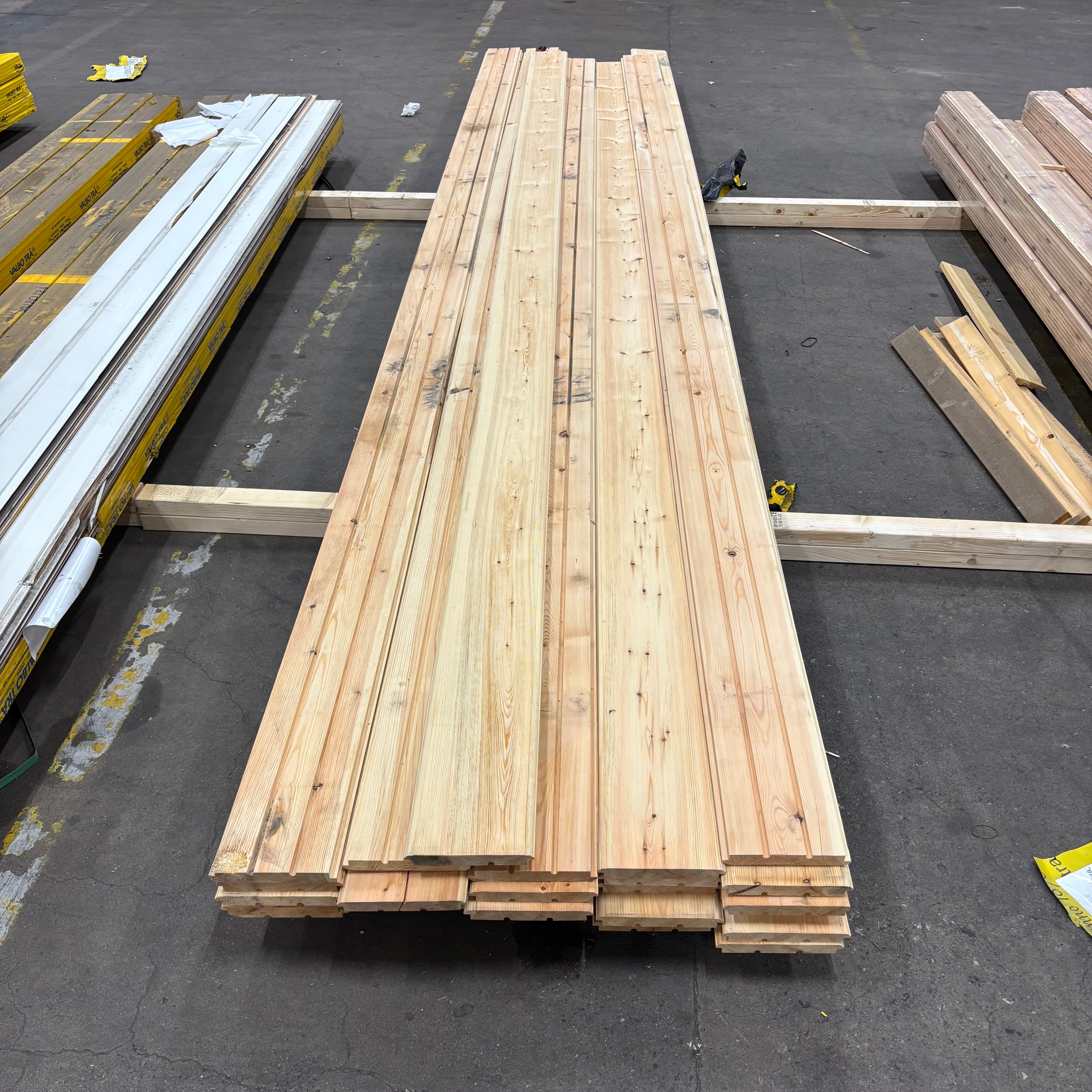 Paket Furu Lockpanel 24x195mm 30st 5.10–5.40m