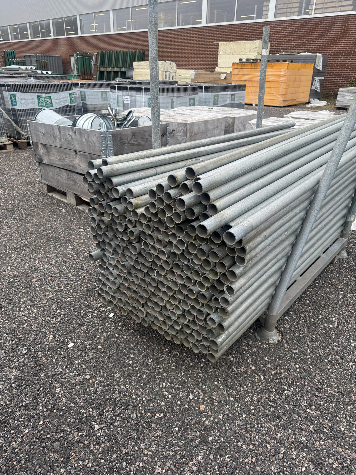 Pall Galvade Stålrör Ø45mm – 2,0m – 240st