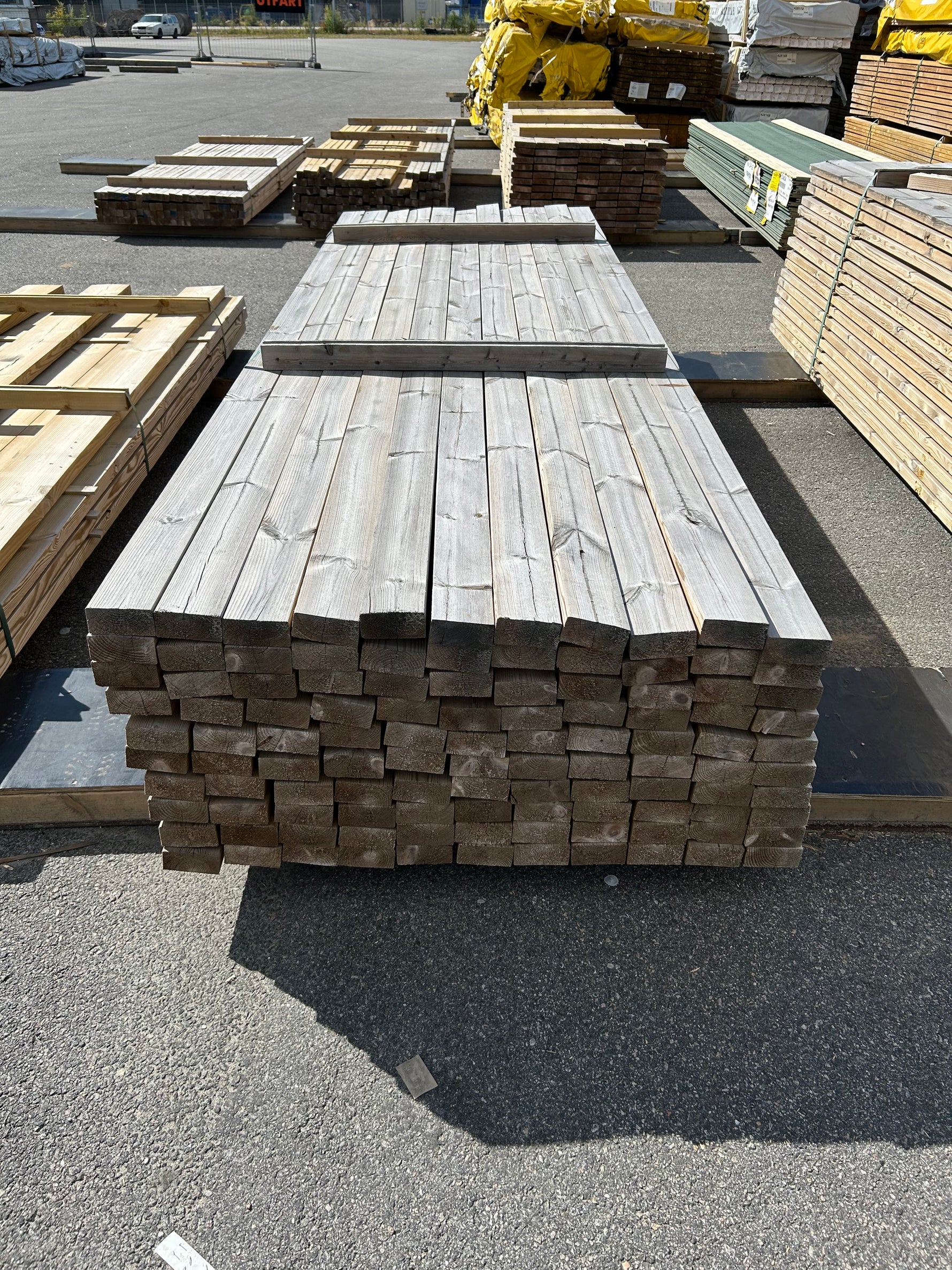 Paket Tryckimpregnerade Reglar 45x95mm 3,30m 110st C14