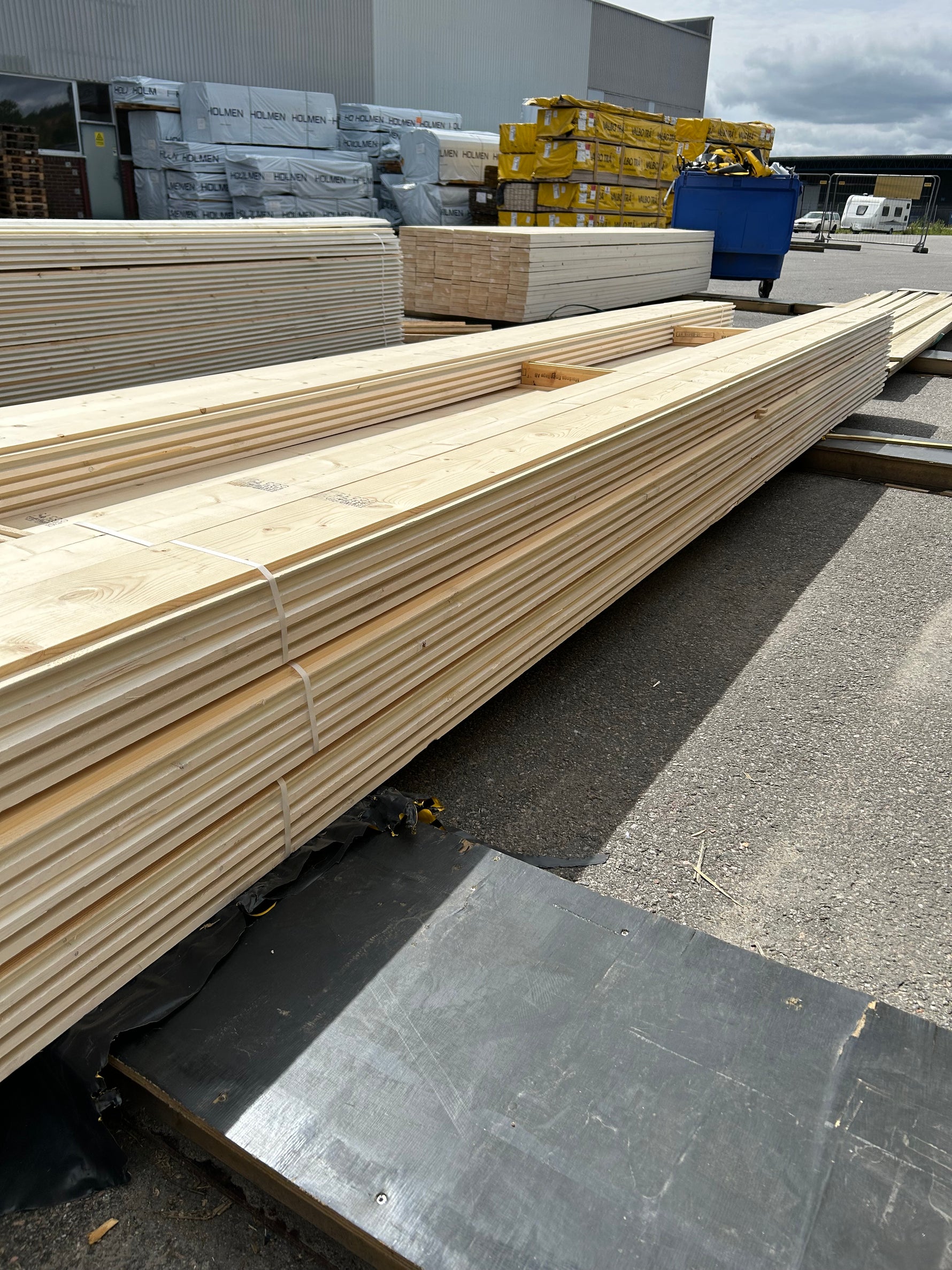 Paket Ytterpanel Dubbelfas Halvspont 22x145mm 4,80m 90st Grundmålad