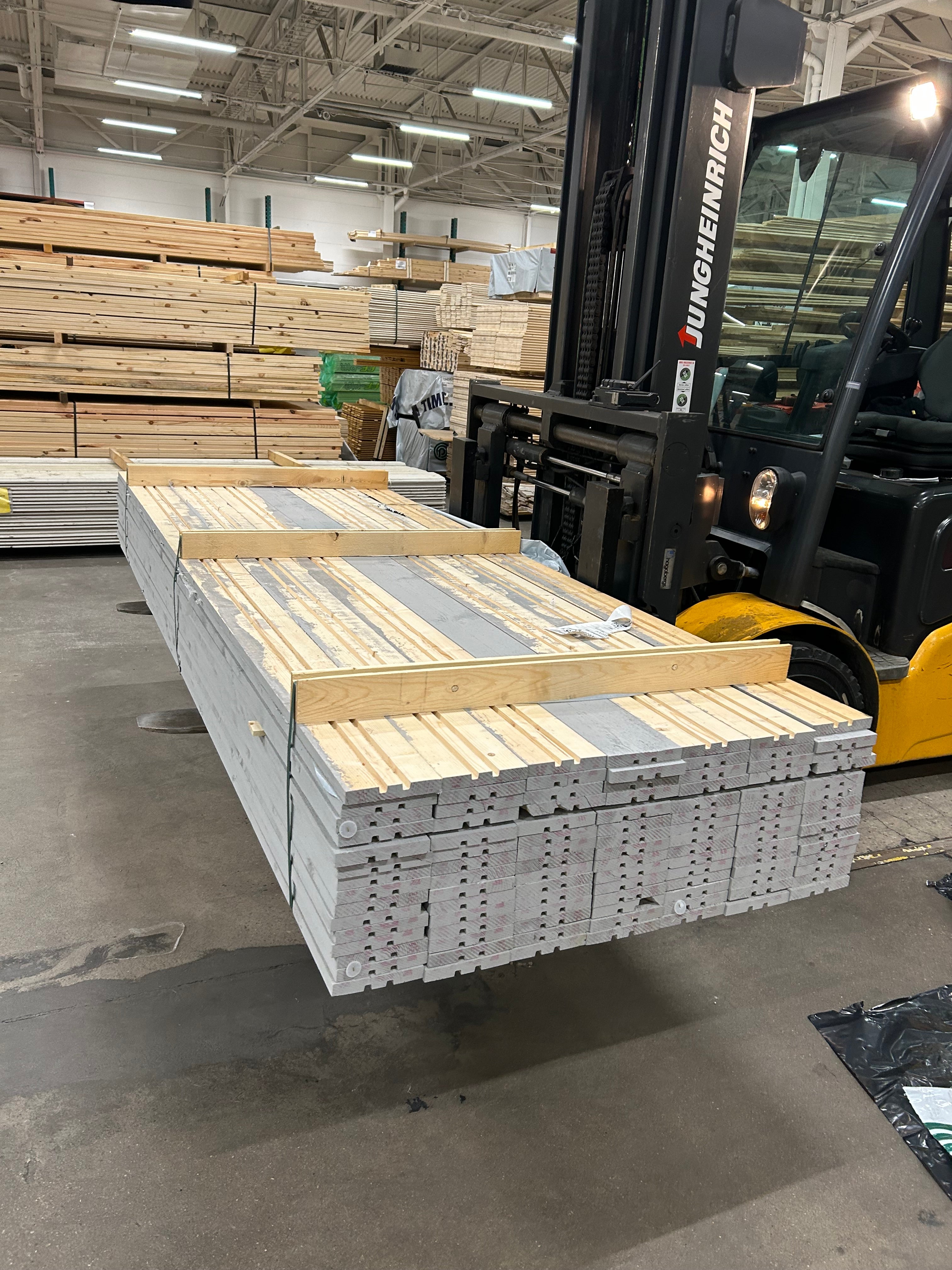 Paket Finsågad Panel 21x145 mm – 105 st (3,0 m, Målad NCS S 3000-N x2)