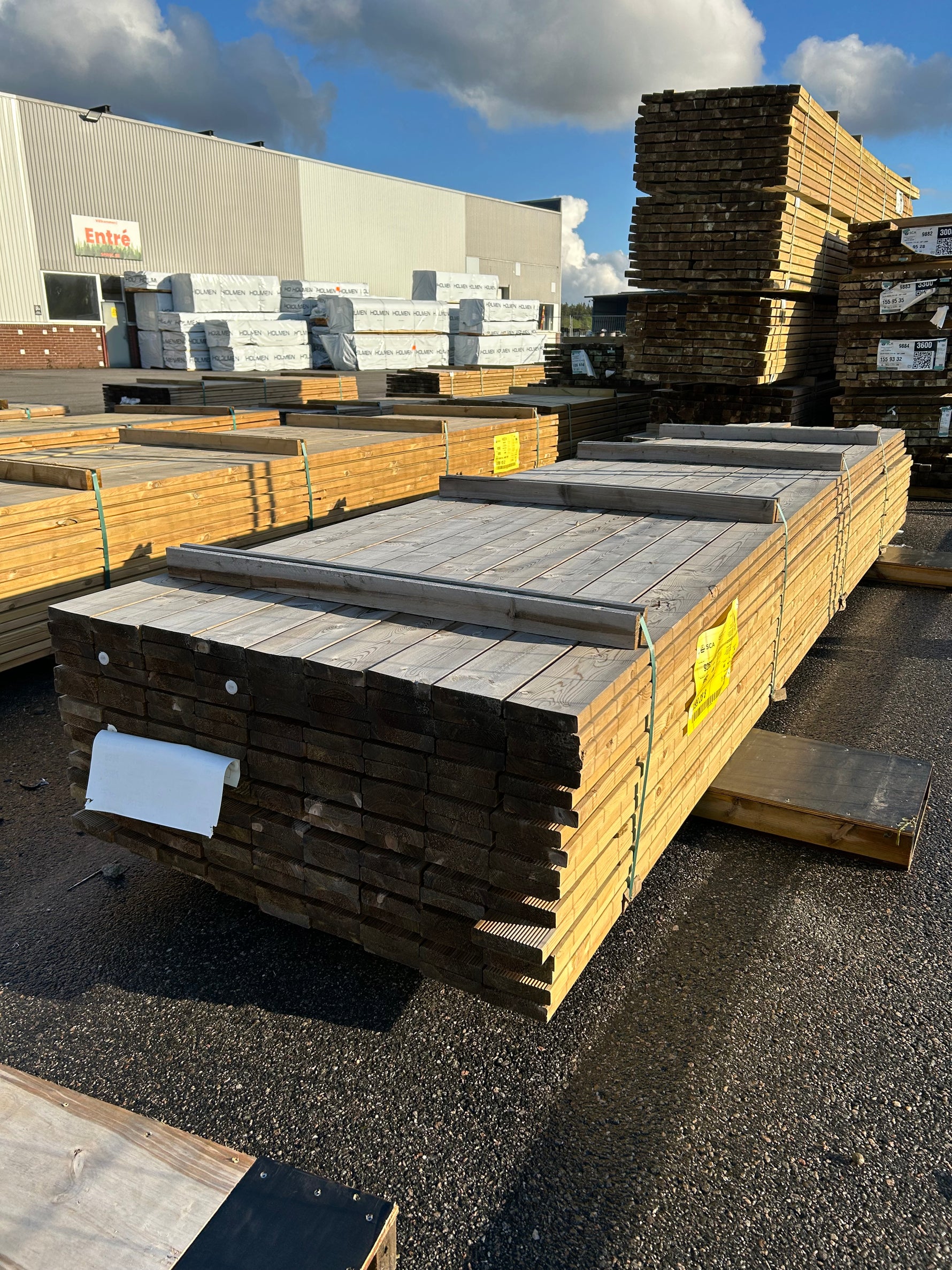 Paket Tryckimpregnerad Rillad Trall 28x120mm, 144st 4.80m