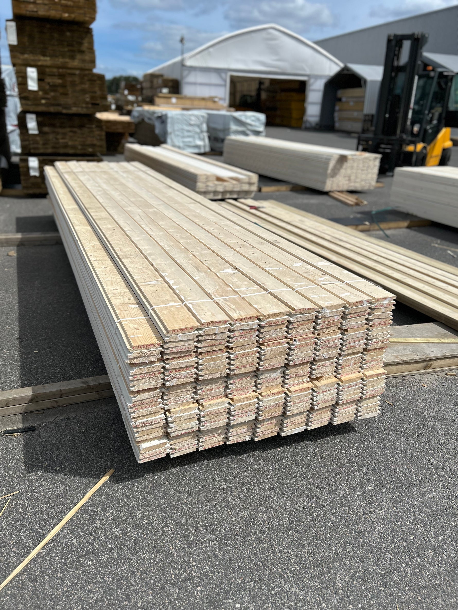 Paket Dubbelfas Halvspont 22x120mm 4,50m 222st Grundmålad