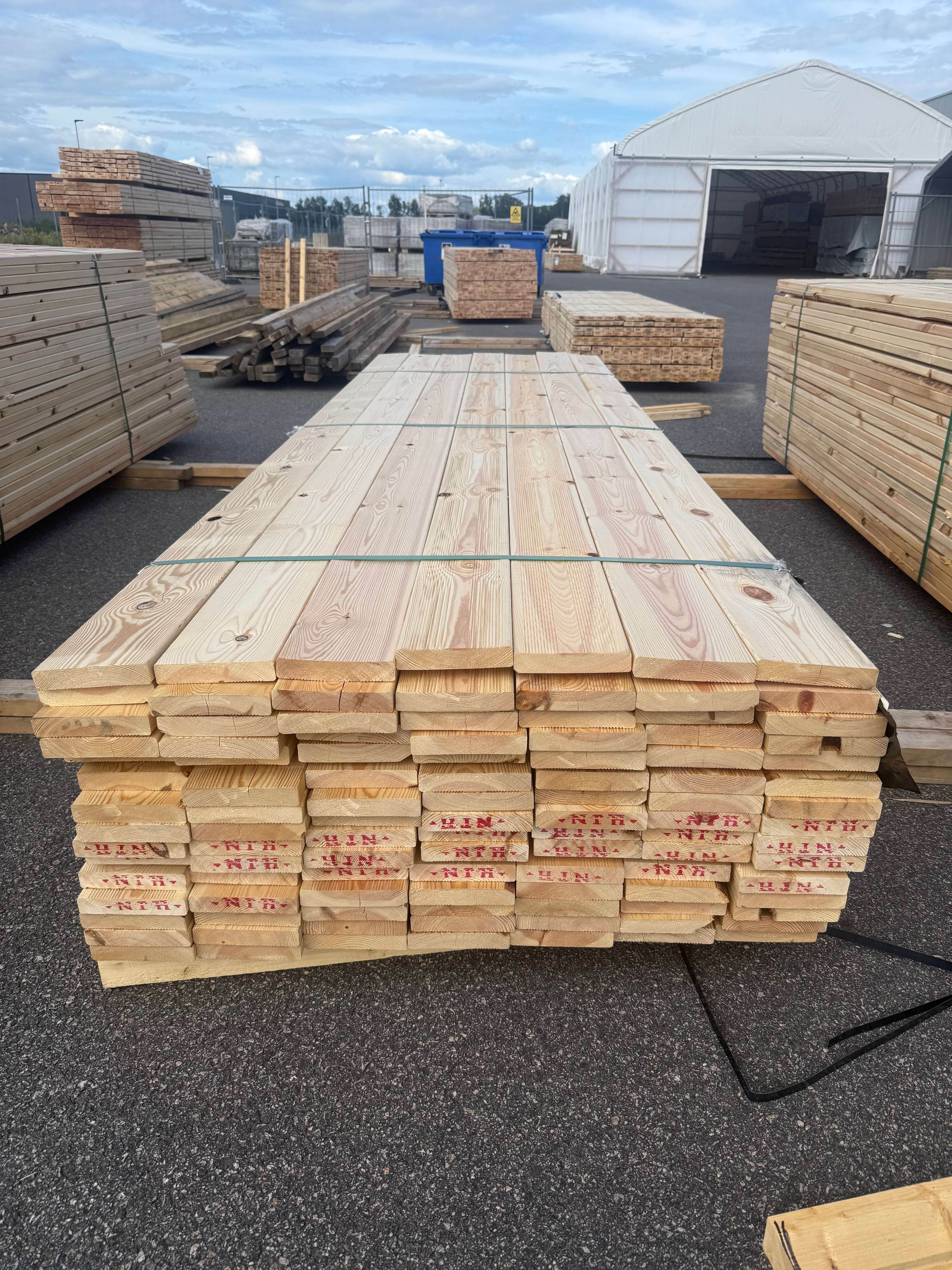 Paket Rillad Trall 28x145mm Furu