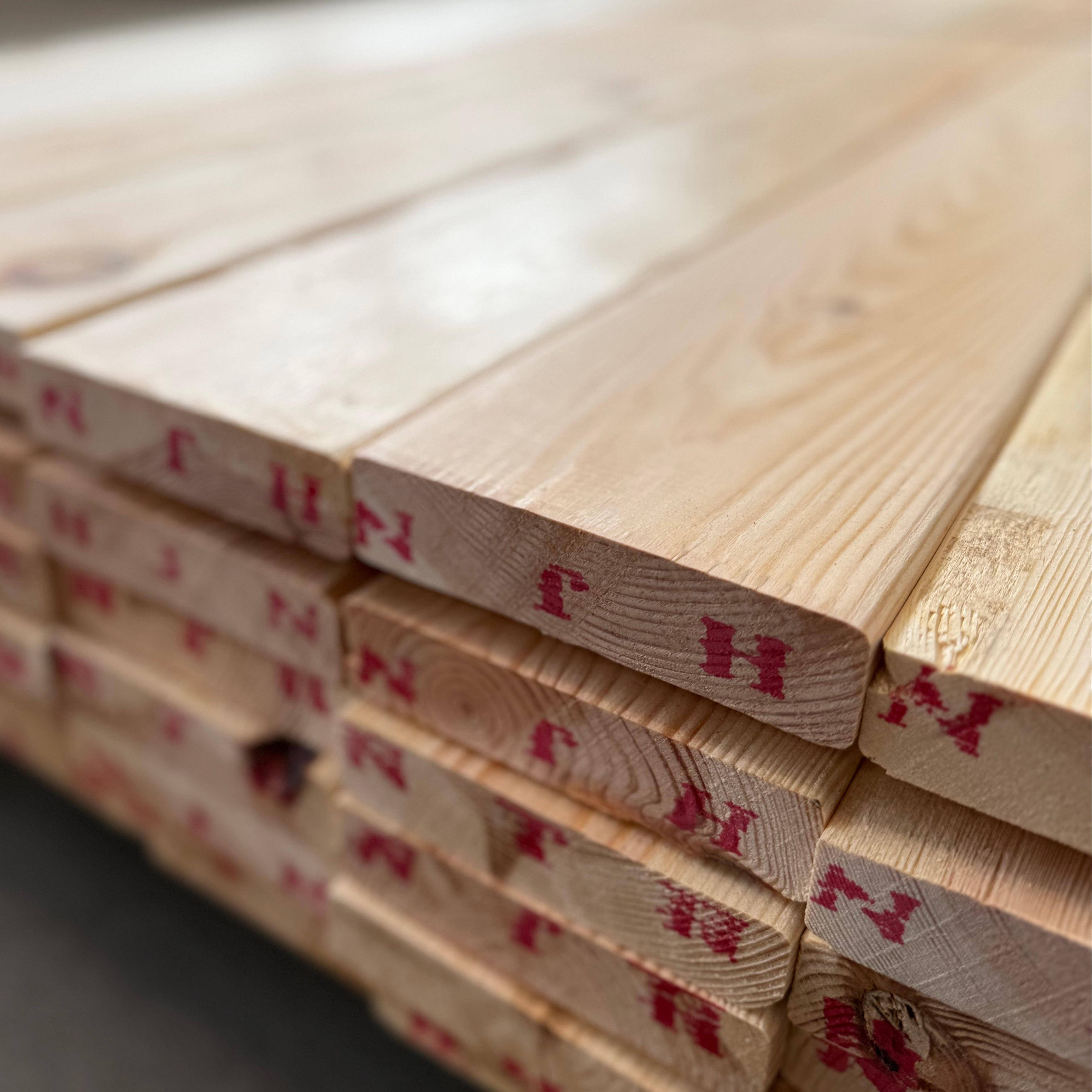 Paket Hyvlade Brädor 28x120mm 4.20m- 54st (Furu) B- sortering