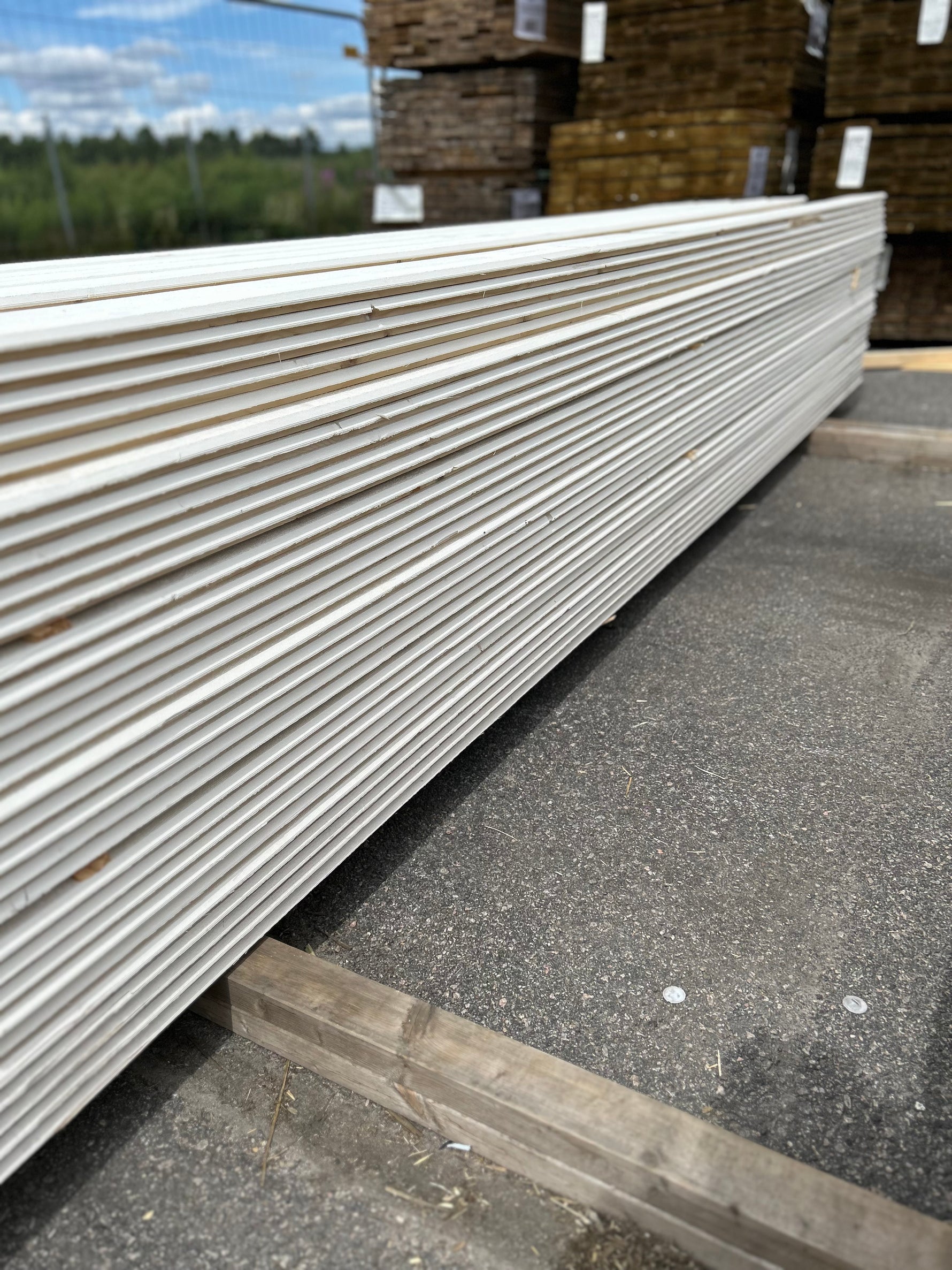 Paket Dubbelfas Halvspont 22x145mm 4,20m 205st Mellanstruken