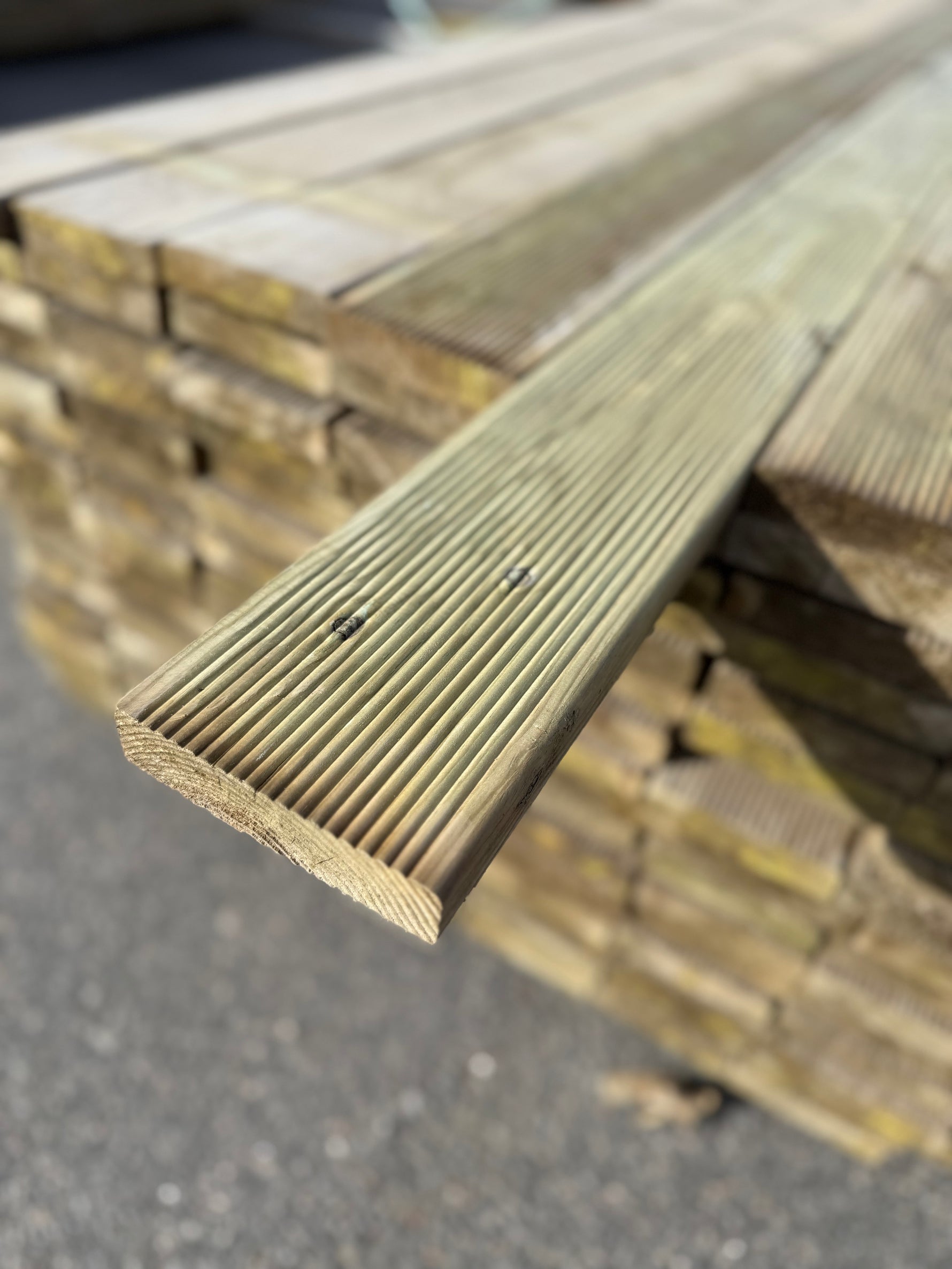 Paket Tryckimpregnerad Rillad Trall 28x120mm, 144st 3,90m