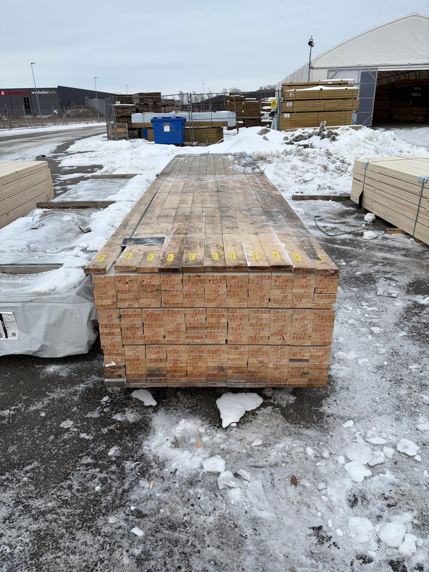 Paket 22x95 vit mellan 5.4 m 286 st väderbitet/mögel? - Spirec