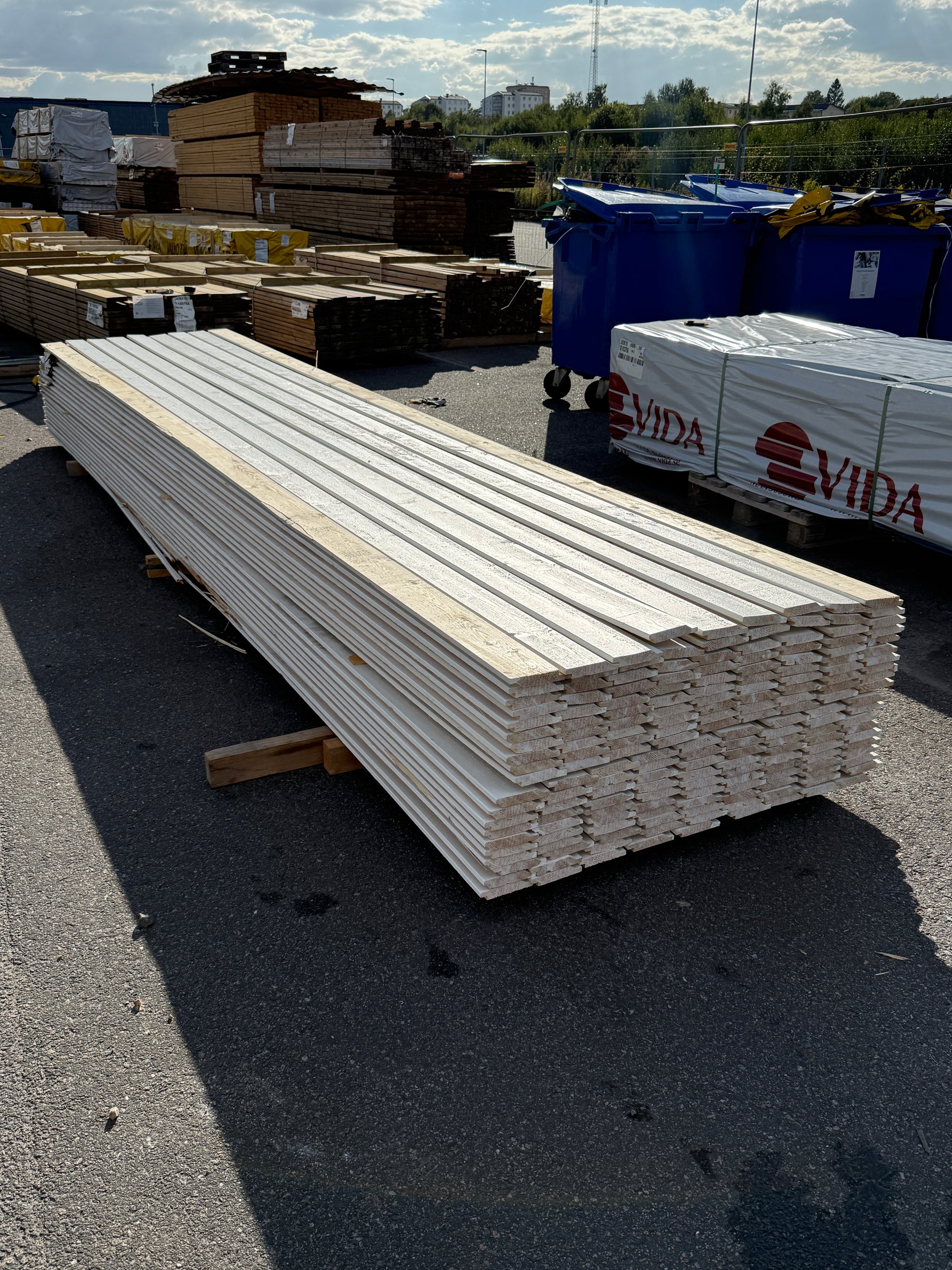 Paket Ytterpanel Enkelfas Halvspont 22×120mm 4,80m 180st Mellanstruken