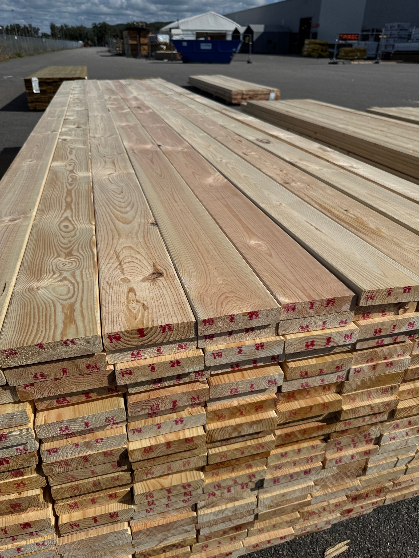 Paket Hyvlad 28x120 – 216st – 4.80 m – ANDRASORTERING